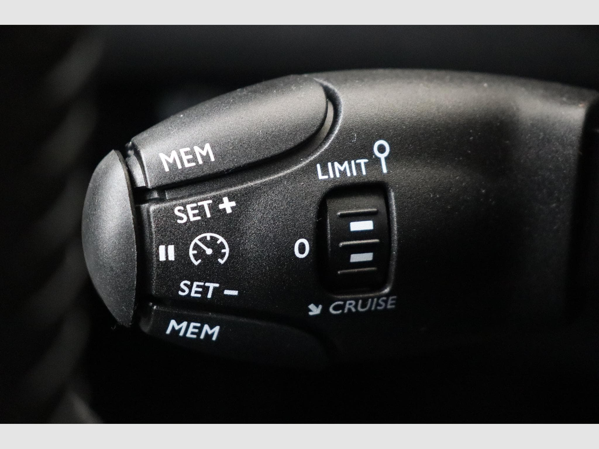 Peugeot 2008 Style (2025) - Photo 19