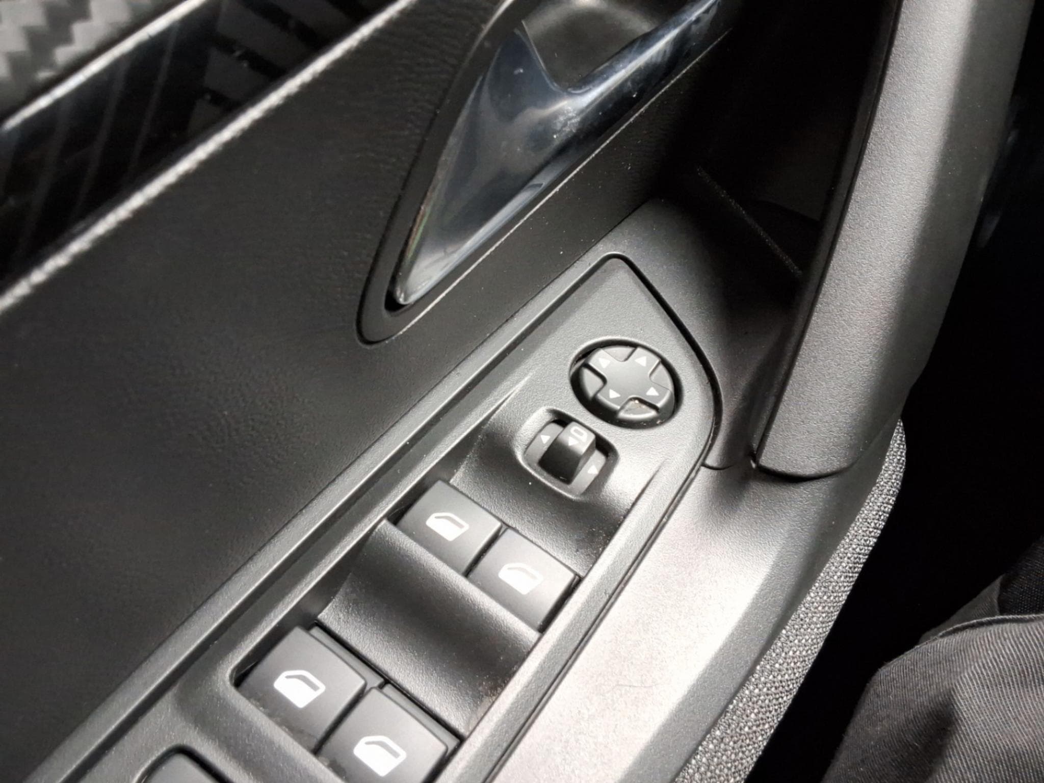 Peugeot 2008 Style (2025) - Photo 10