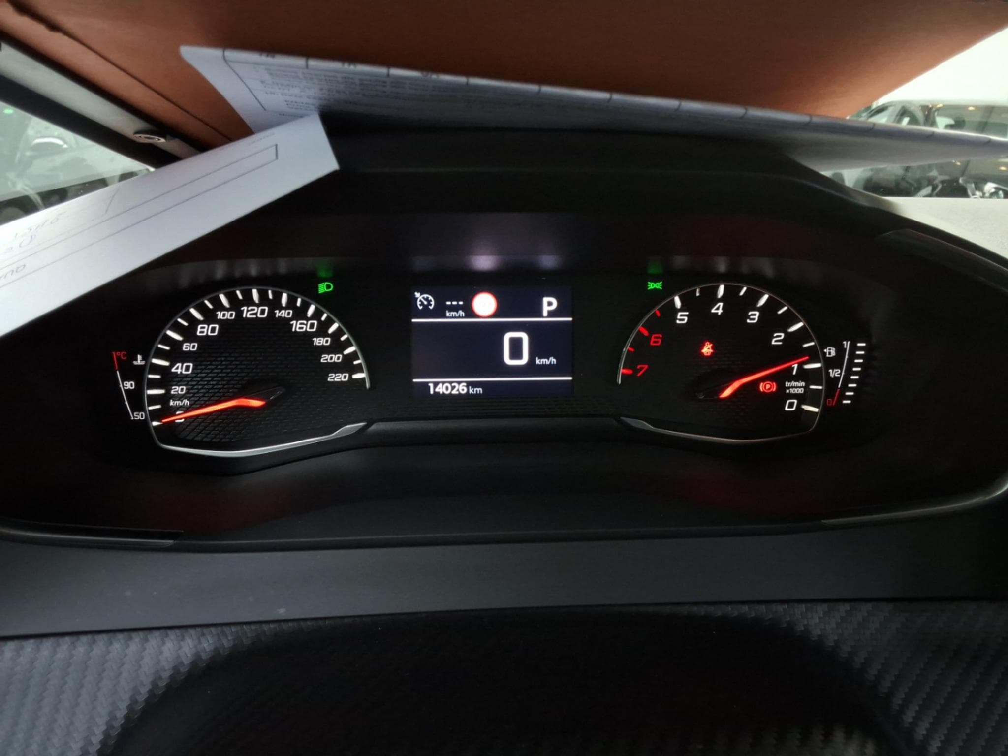 Peugeot 2008 Style (2025) - Photo 11