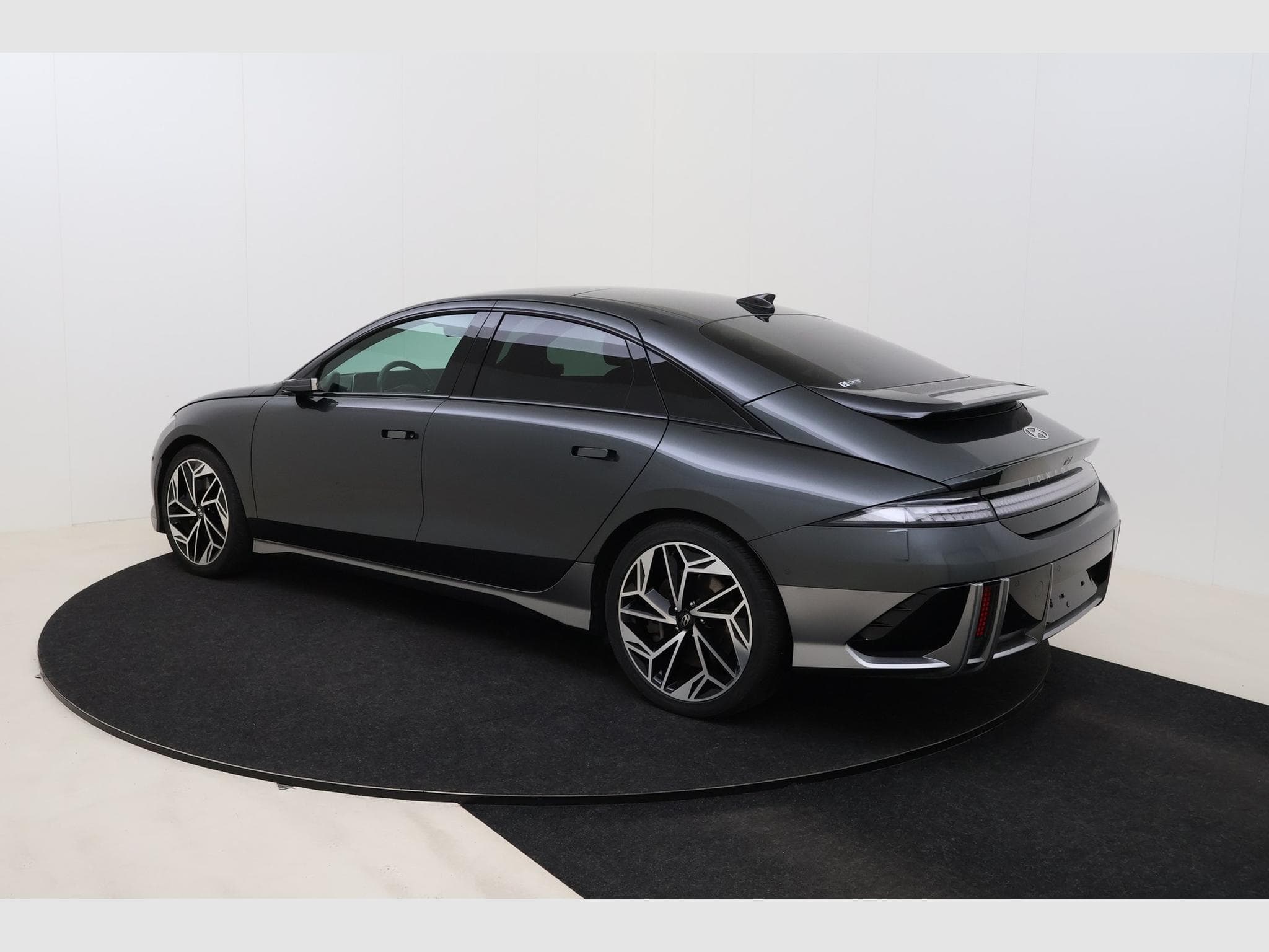 Hyundai IONIQ 6 Balance Vision (2024) - Photo 8