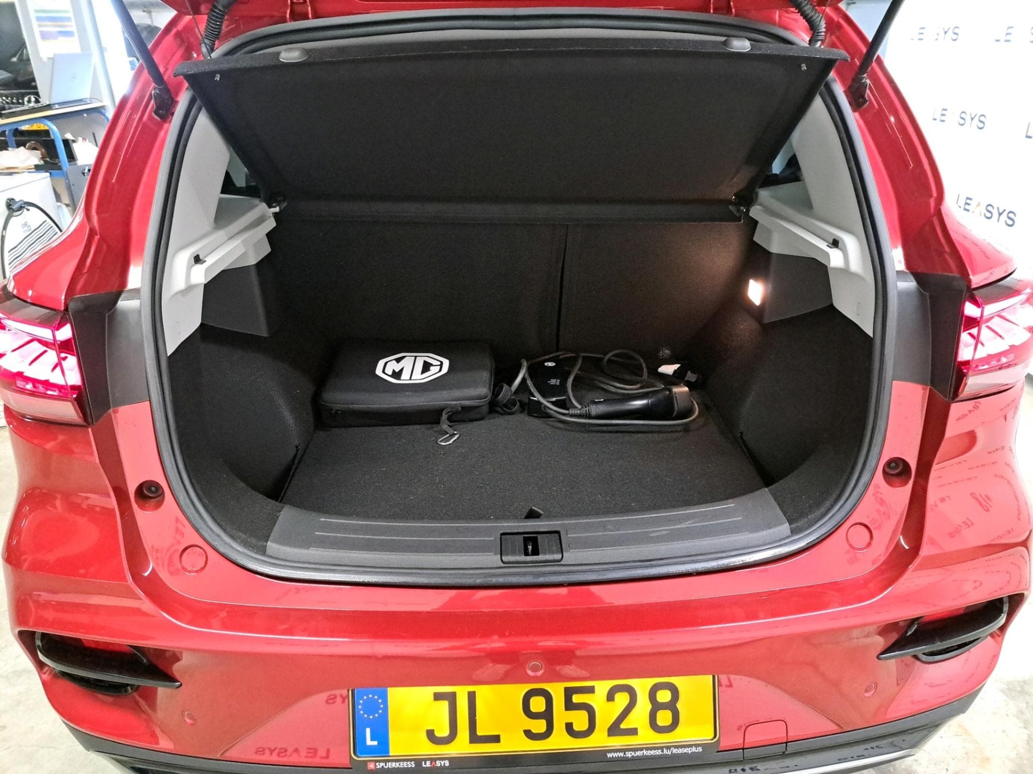 Mg ZS EV Luxury (2024) - Foto 7