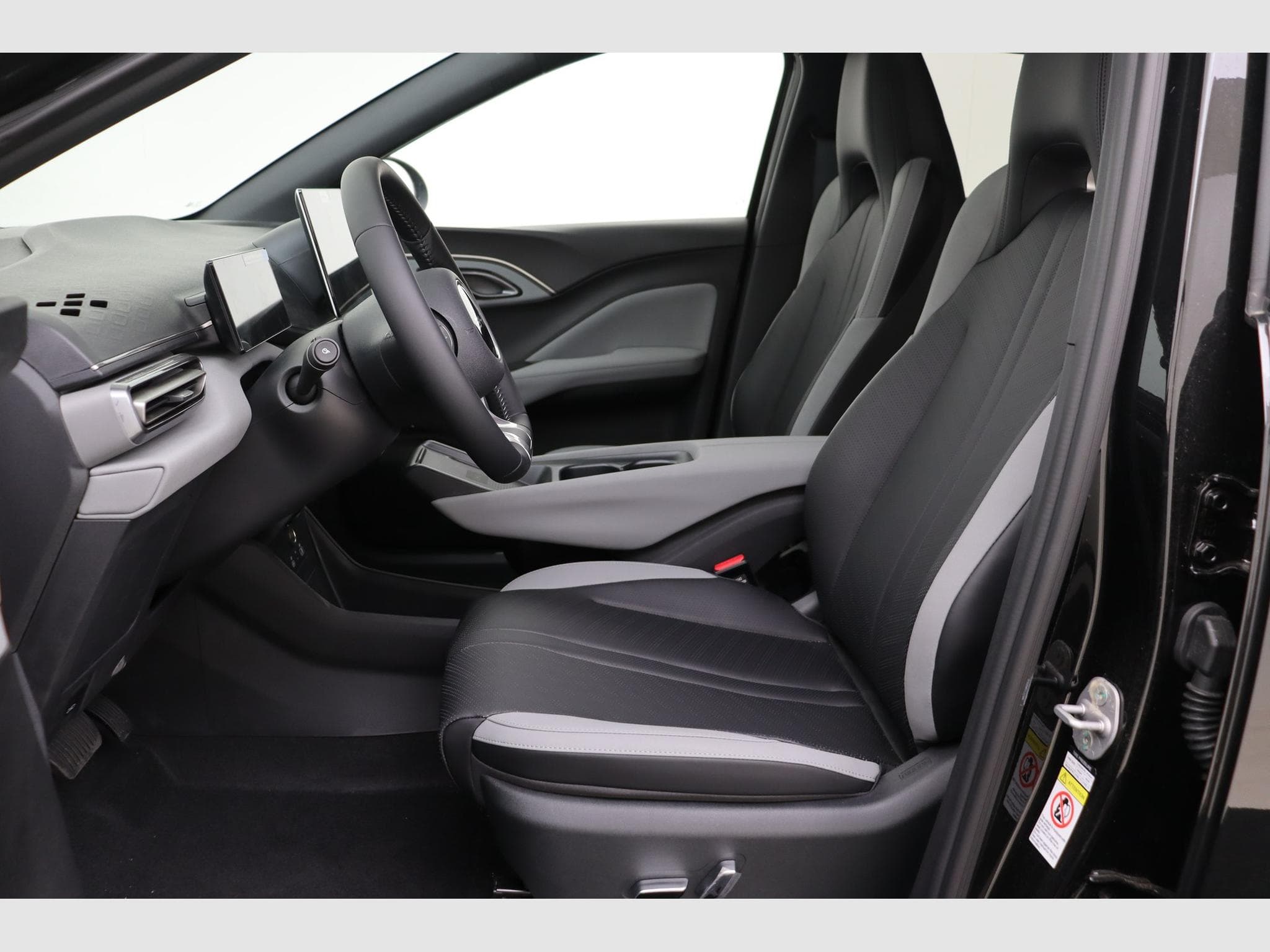Byd Dolphin Surf Comfort (2025) - Foto 13