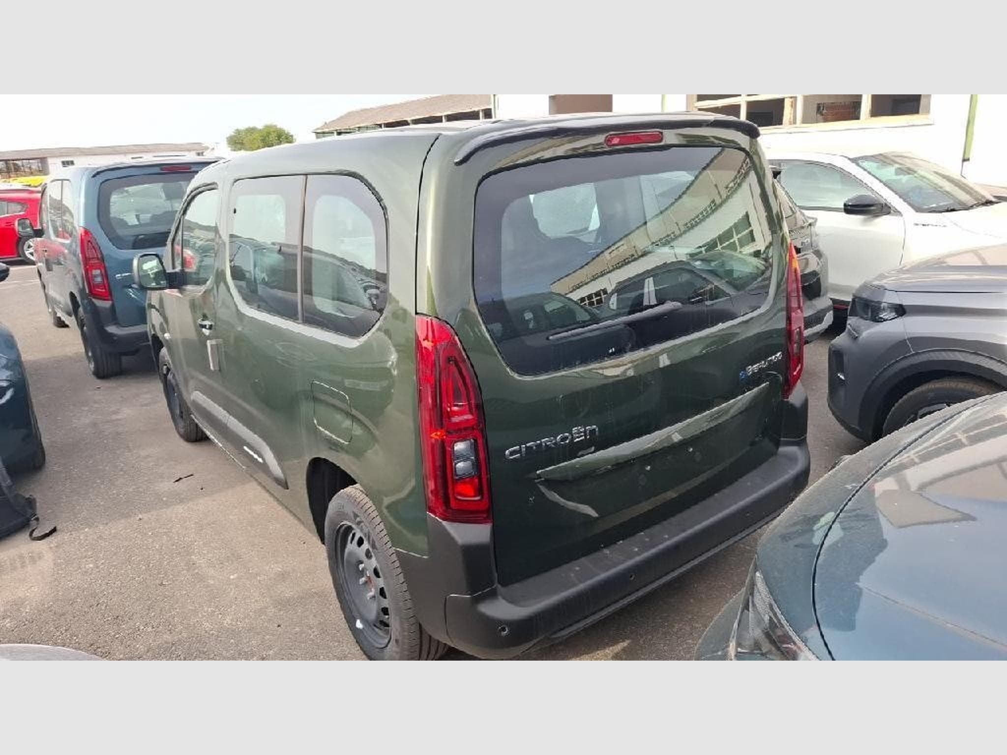 Citroen e-Berlingo Plus 52 kWh (2025) - Foto 4