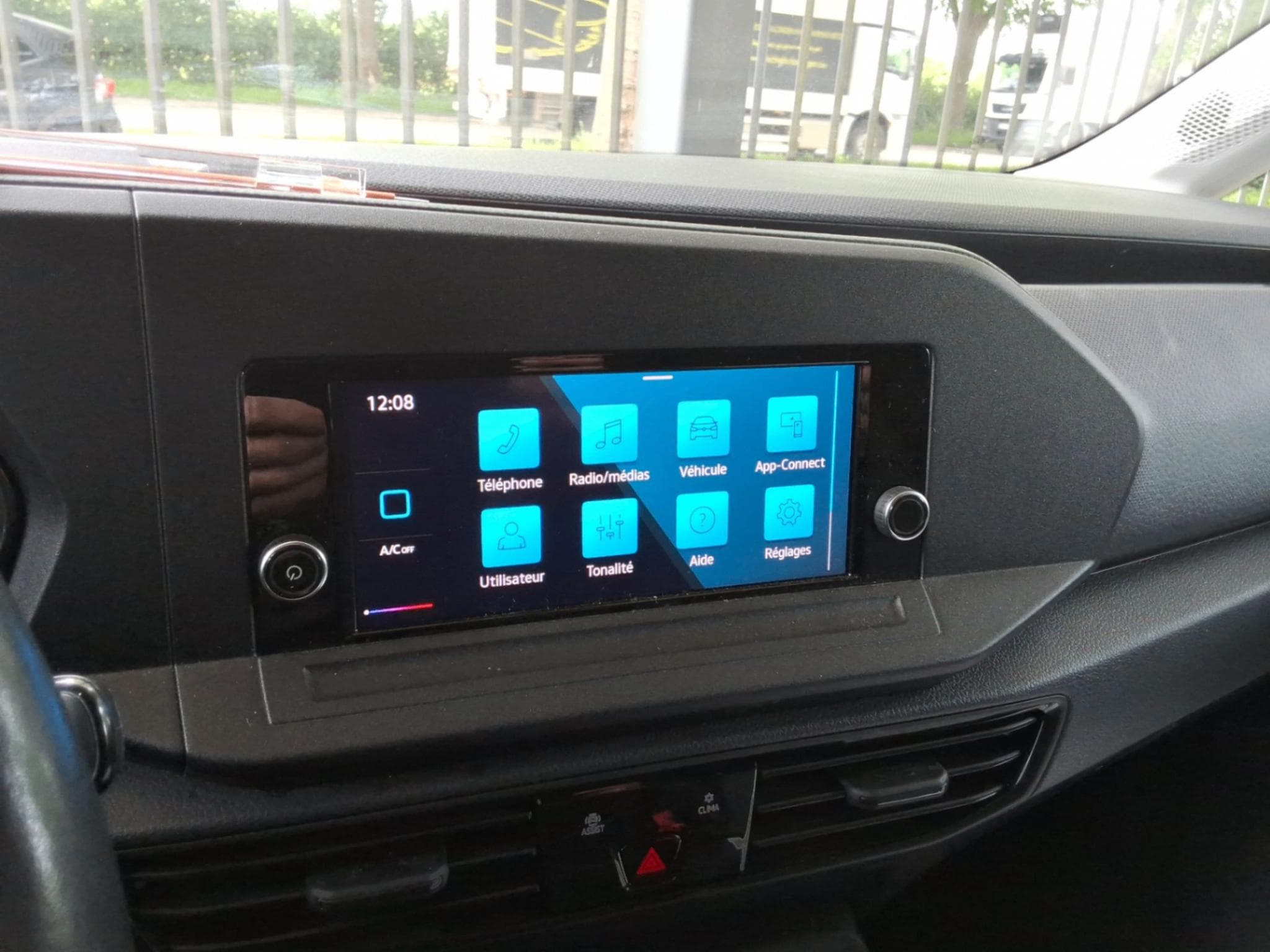 VW Caddy Cargo Maxi  LW (2025) - Foto 10