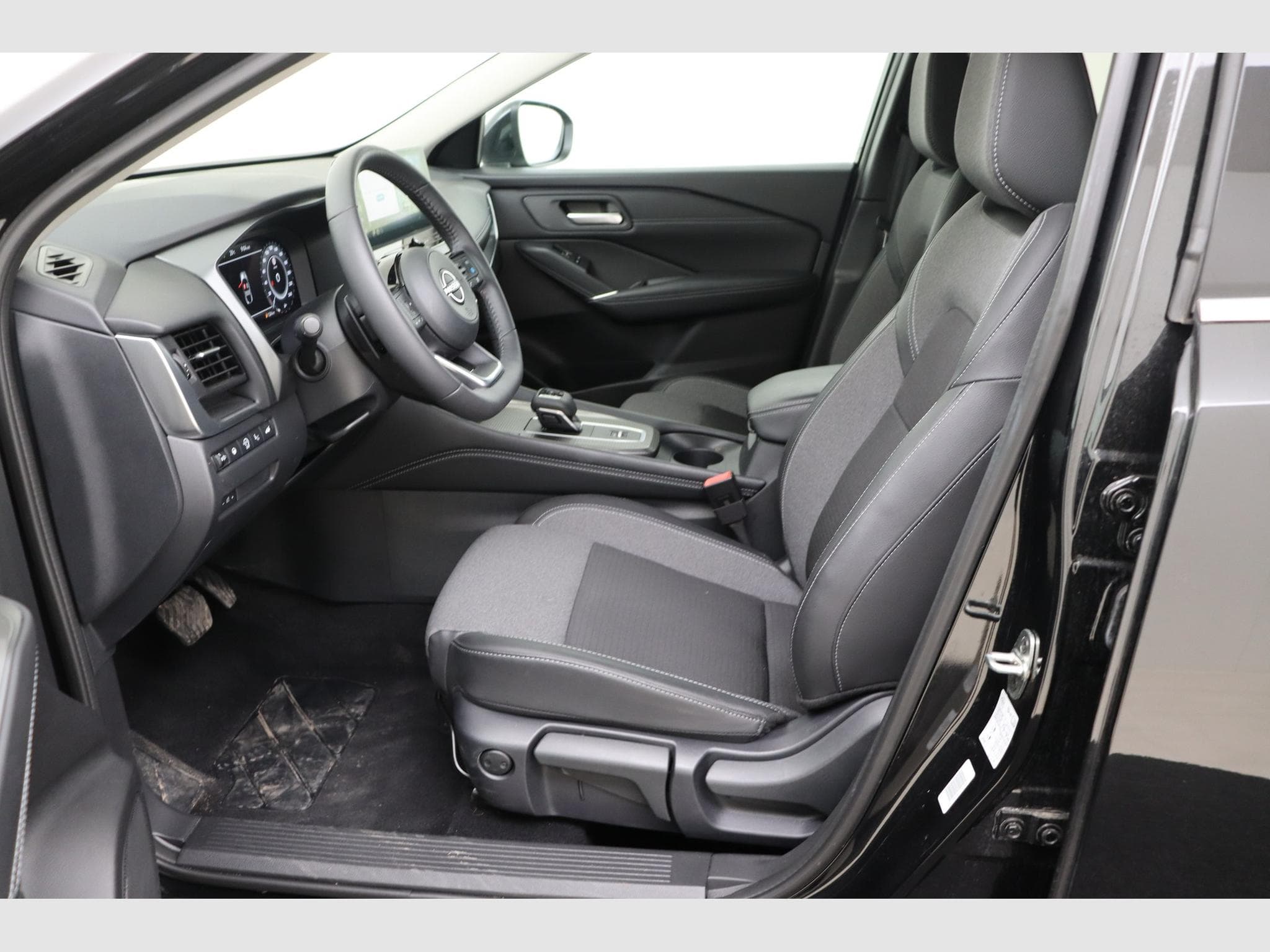 Nissan Qashqai N-Connecta Winter Comfort (MY24) (2025) - Foto 13