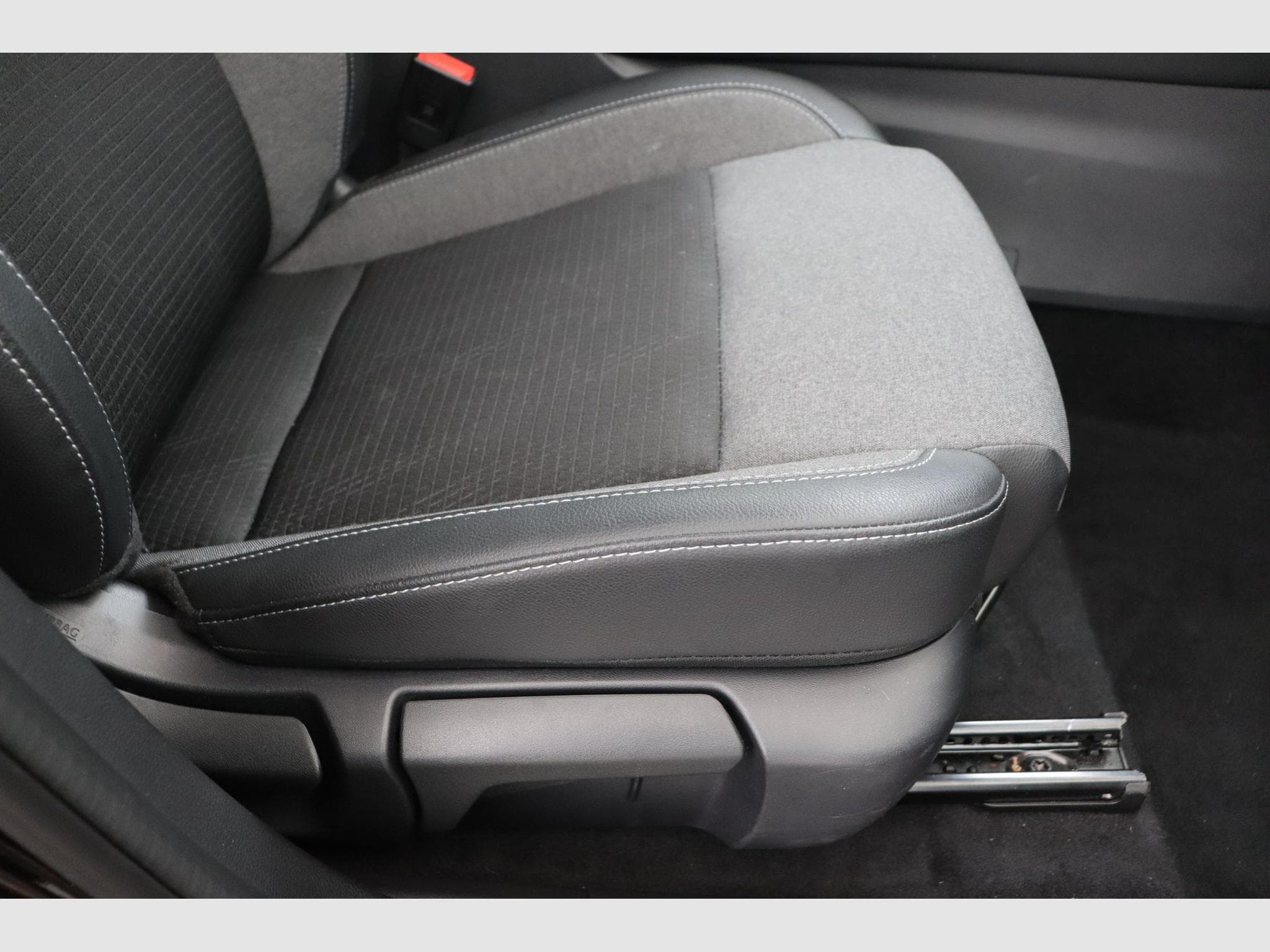 Nissan Qashqai N-Connecta Winter Comfort (MY24) (2025) - Foto 16
