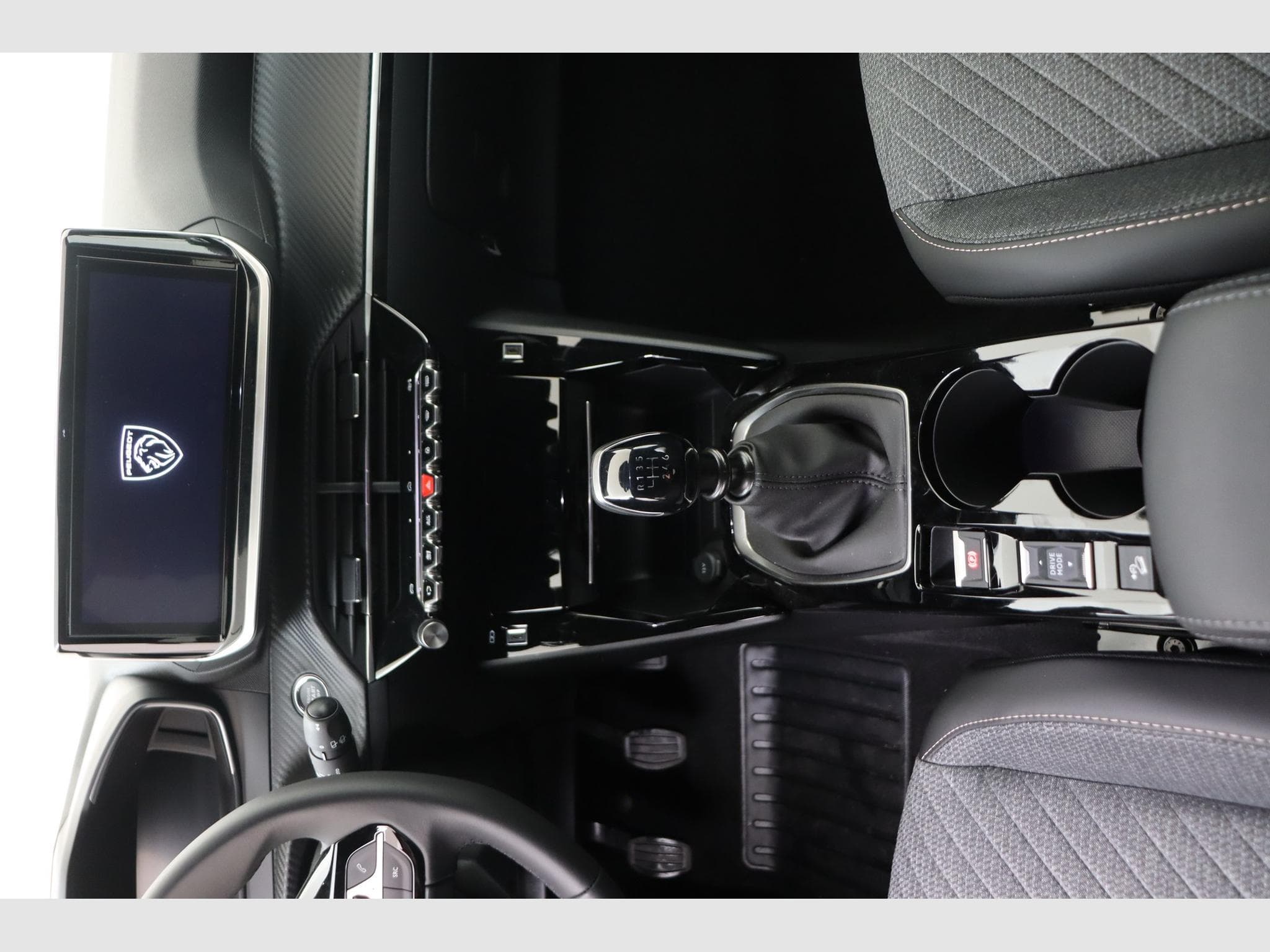 Peugeot 2008 Allure (2025) - Photo 12