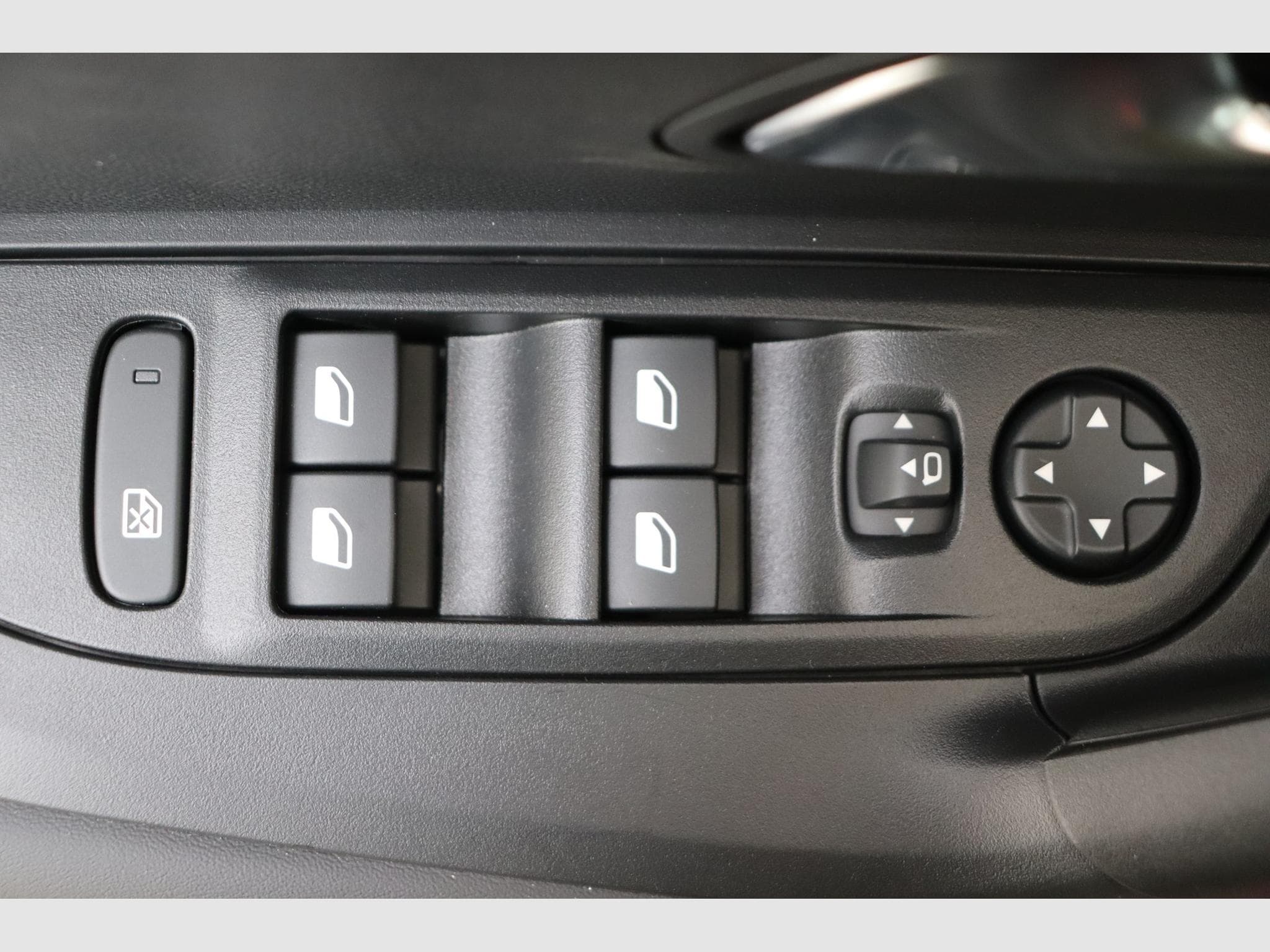 Peugeot 2008 Allure (2025) - Photo 17