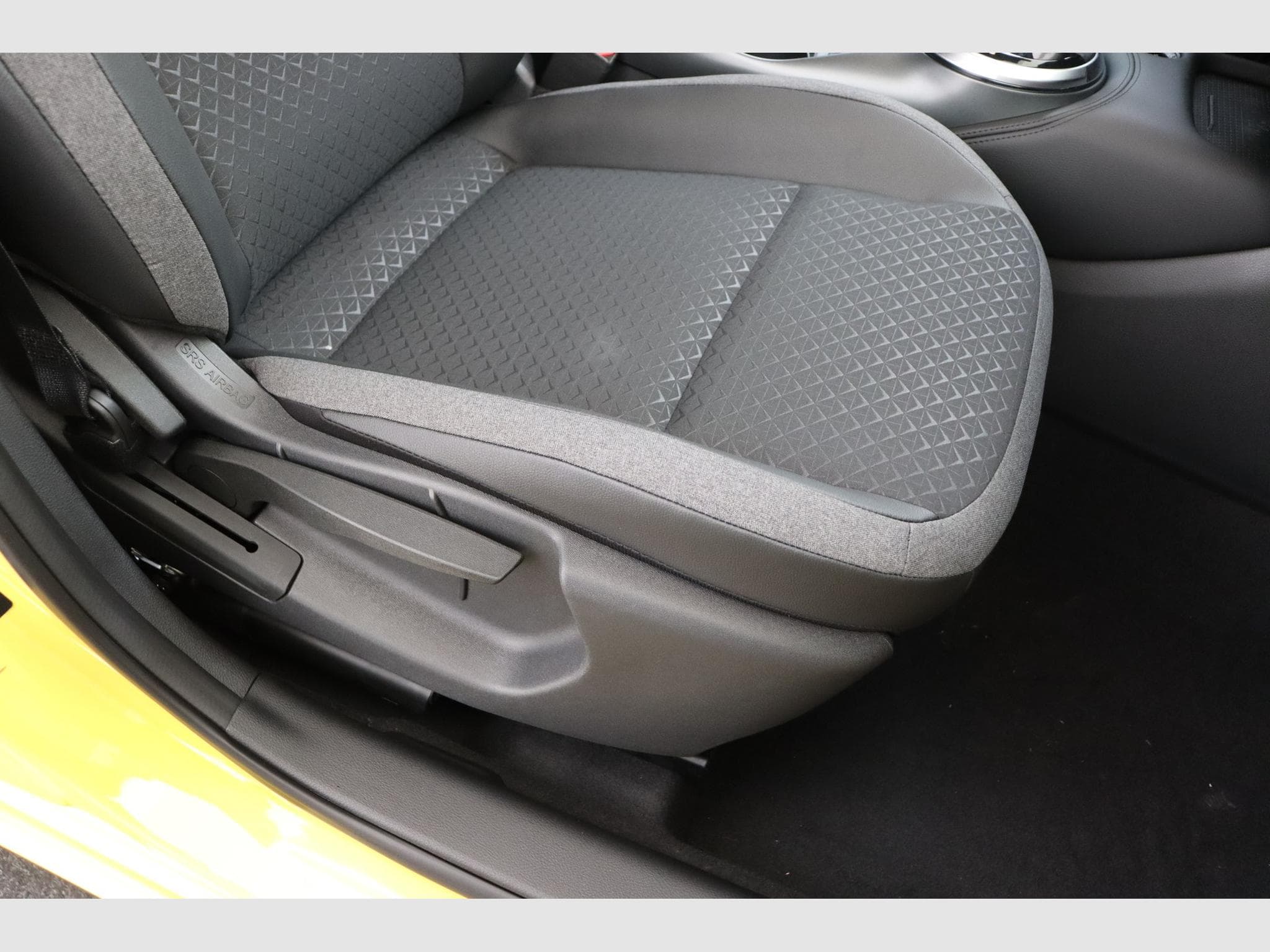 Nissan Juke N-Connecta + Winter Pack + Navigation (2026) - Photo 16