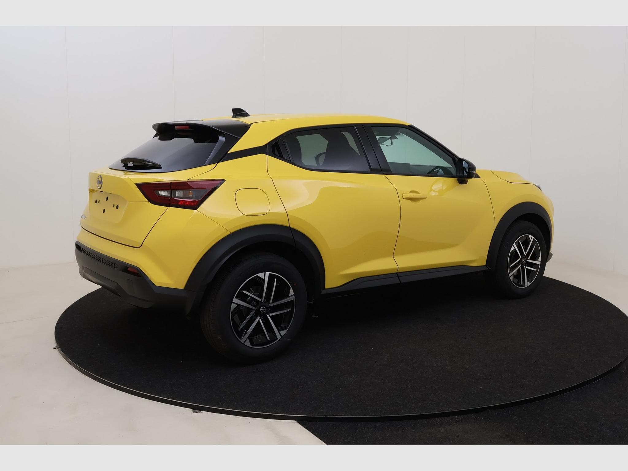 Nissan Juke N-Connecta + Winter Pack + Navigation (2026) - Photo 5
