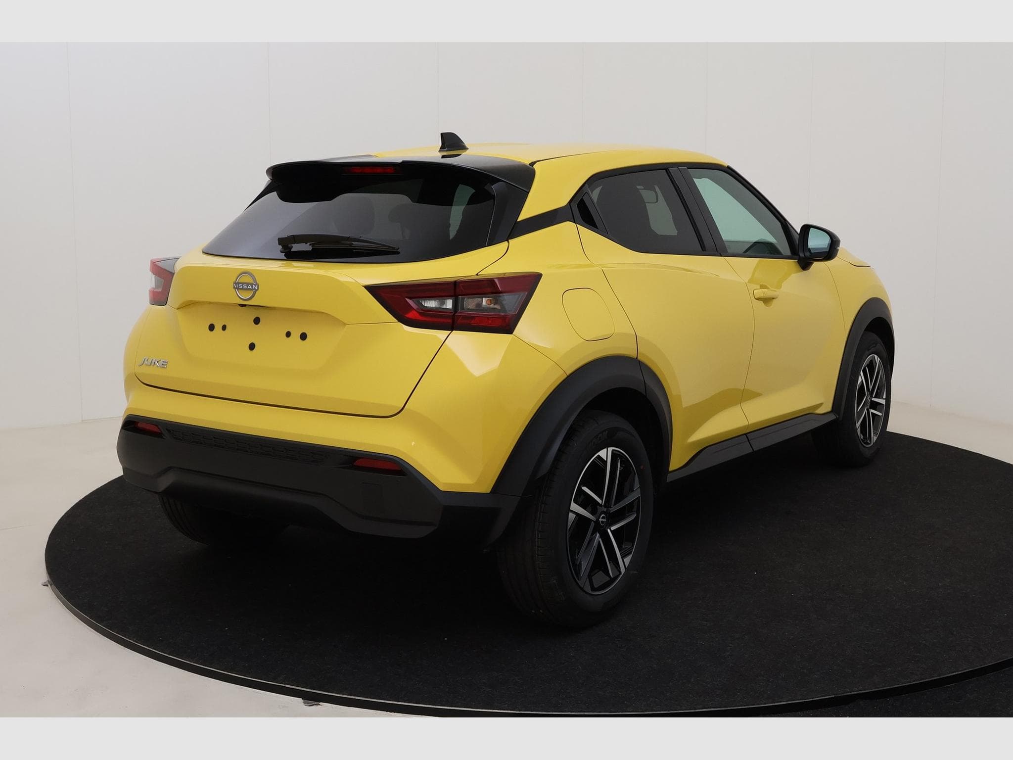 Nissan Juke N-Connecta + Winter Pack + Navigation (2026) - Photo 6