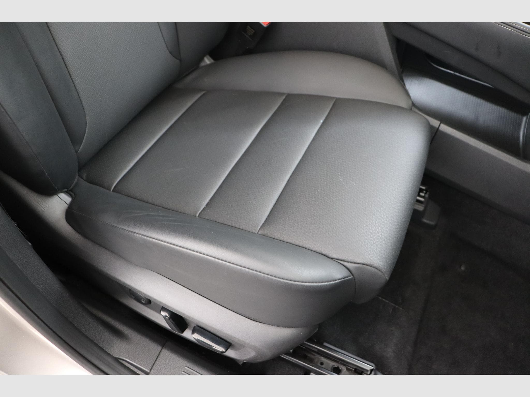 Nissan X-Trail Tekna 5pl (2025) - Photo 16