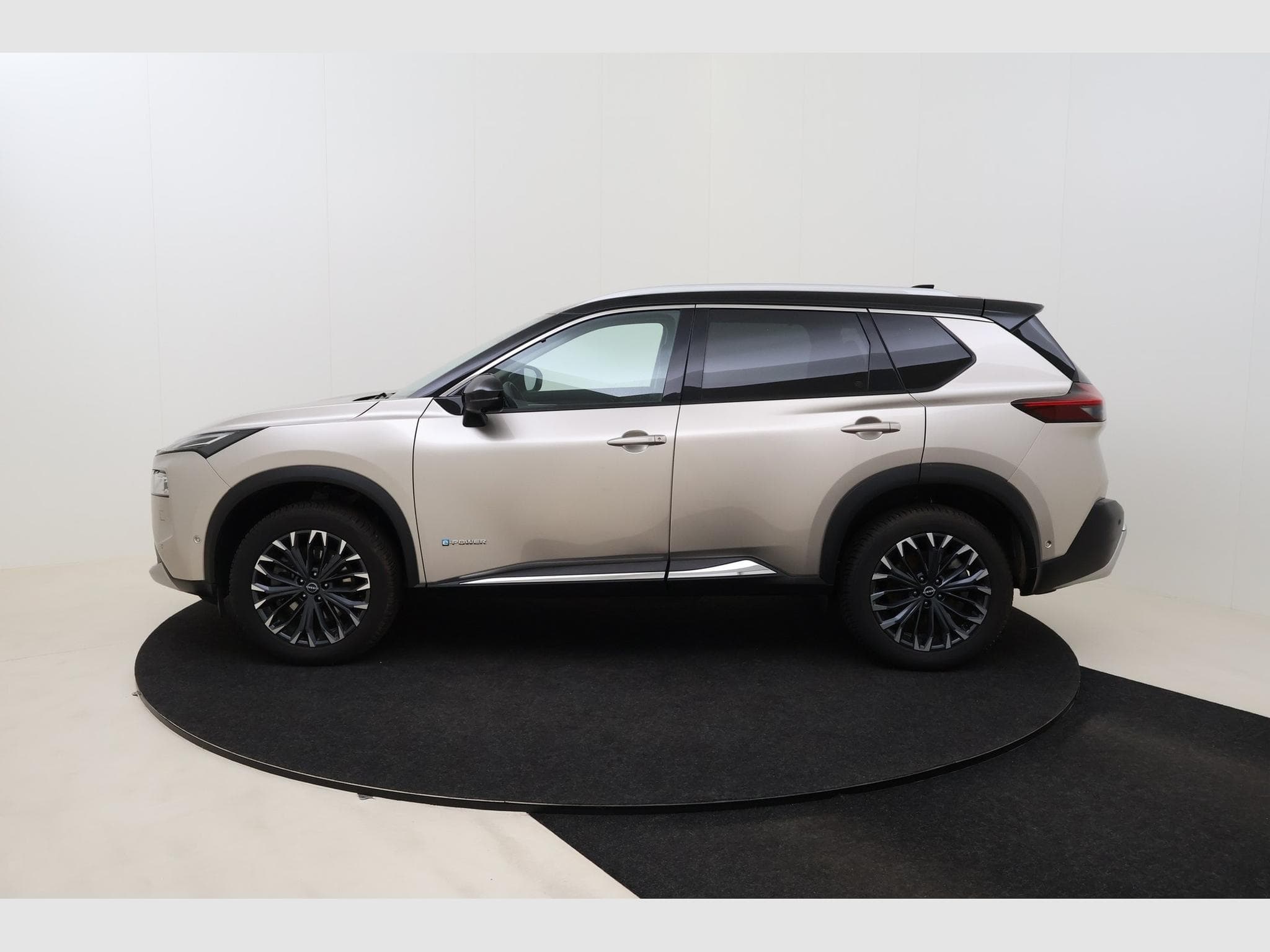 Nissan X-Trail Tekna 5pl (2025) - Photo 9