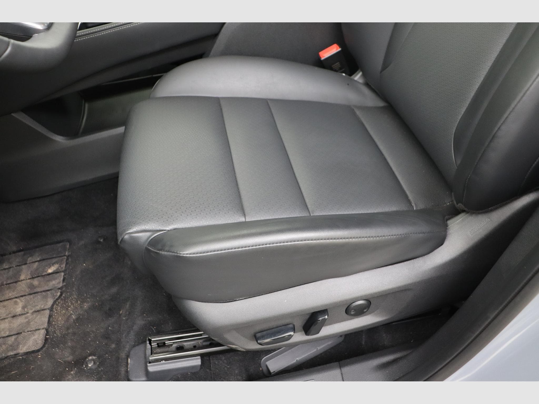 Nissan X-Trail Tekna 5pl (2025) - Photo 17