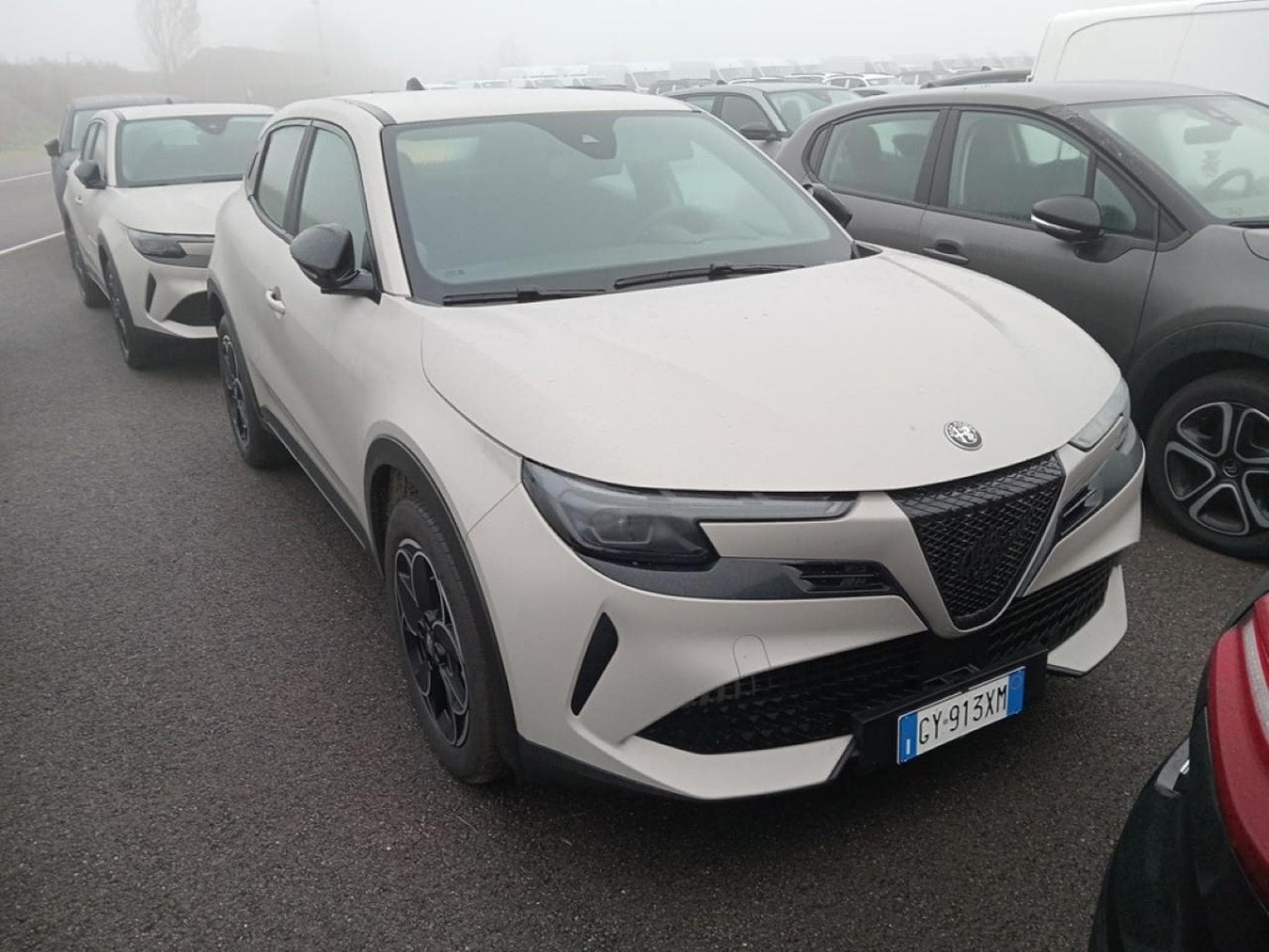 Alfa-Romeo Junior 54 kWh *1 phase charging (2025) - Foto 2