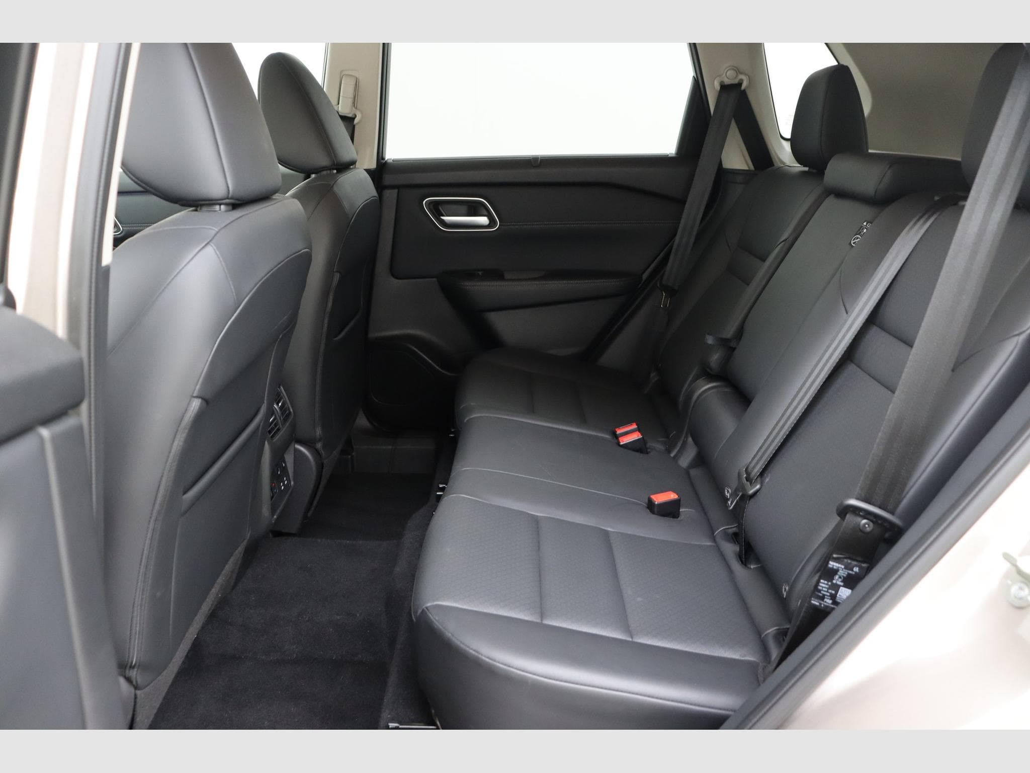Nissan X-Trail Tekna 5pl (2025) - Foto 14