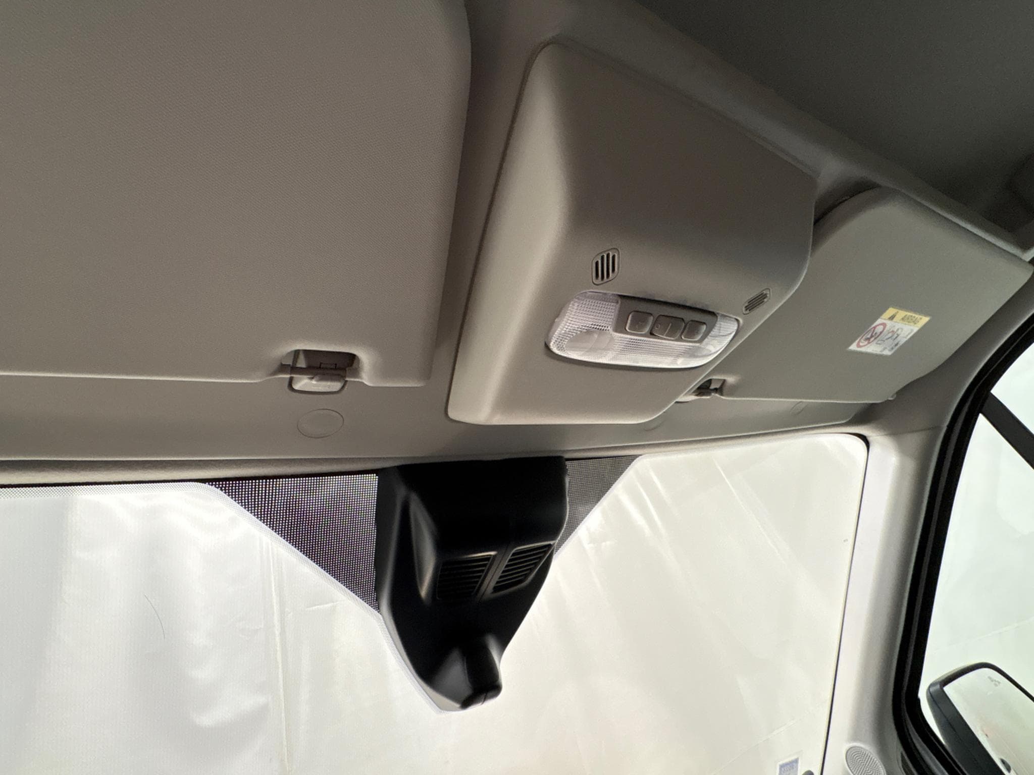 Ford E-Transit Trend (L2H2) (2024) - Foto 14