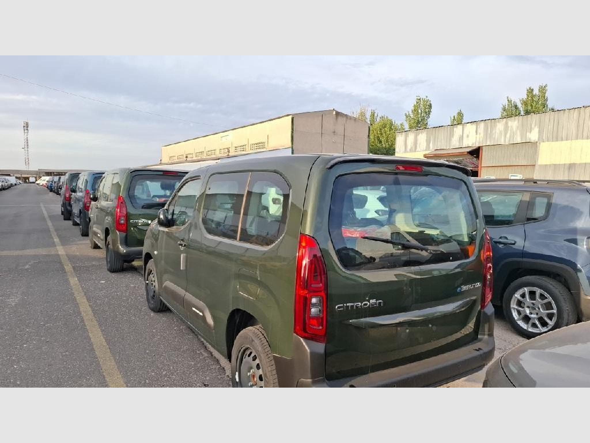 Citroen e-Berlingo Plus (2025) - Foto 4