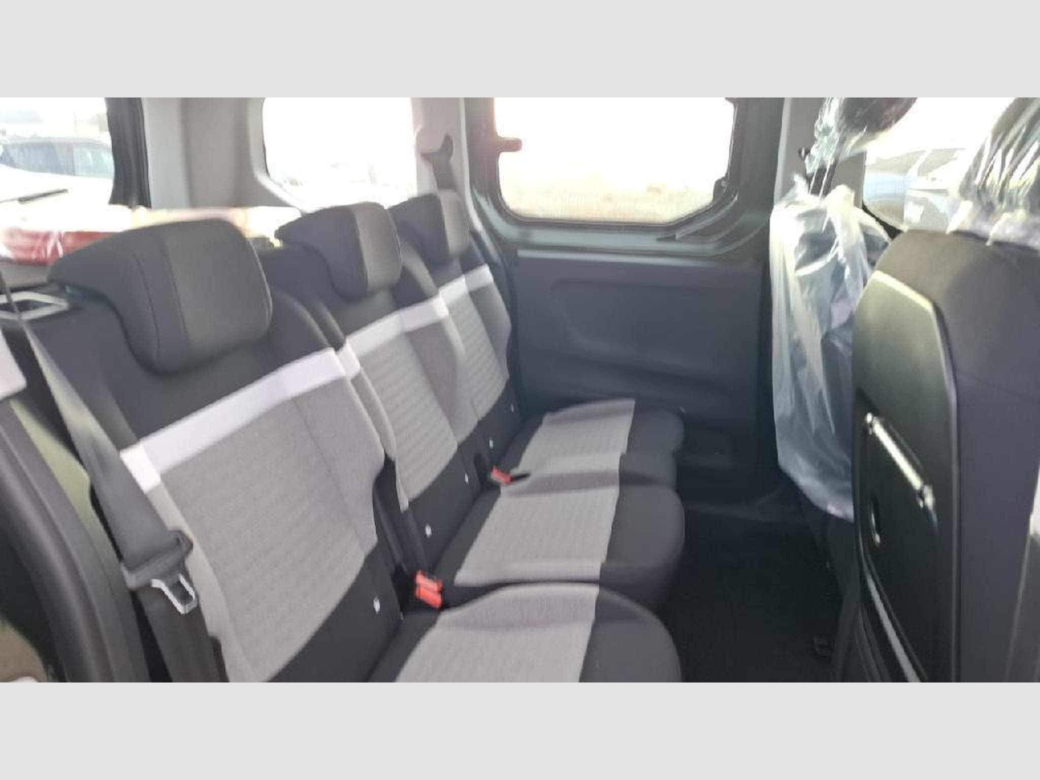 Citroen e-Berlingo Plus (2025) - Foto 8