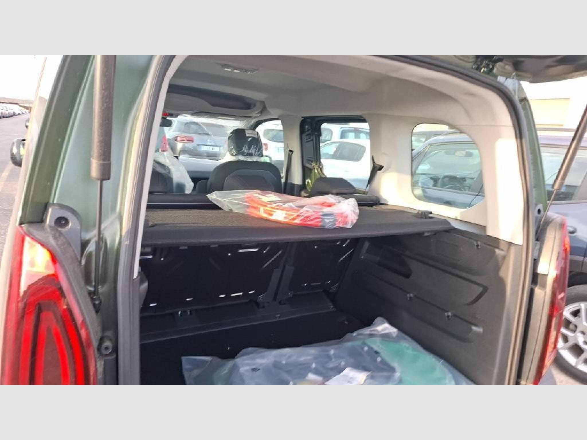 Citroen e-Berlingo Plus (2025) - Foto 9