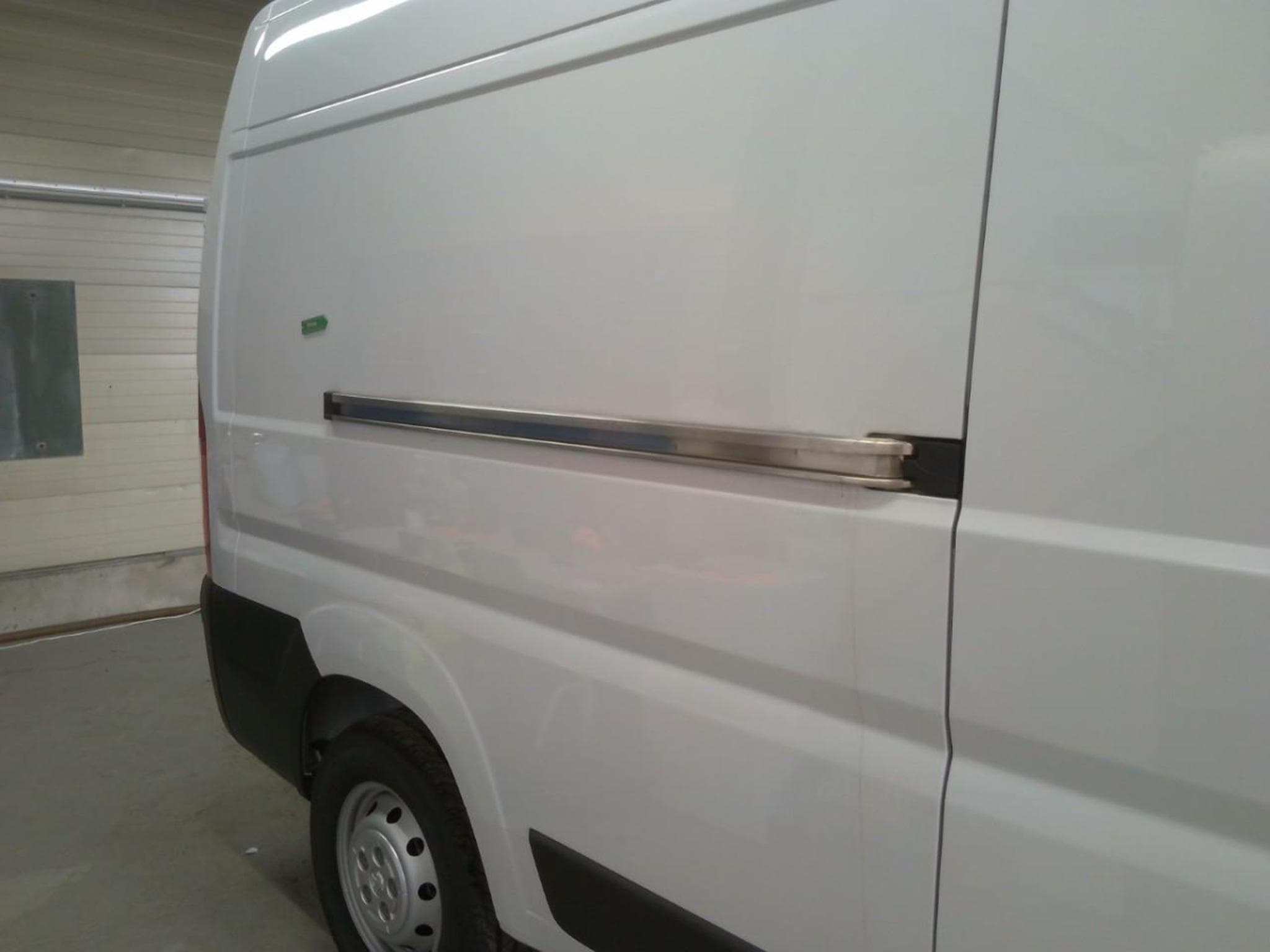 Peugeot Boxer L3H2 75 kWh (2025) - Foto 12