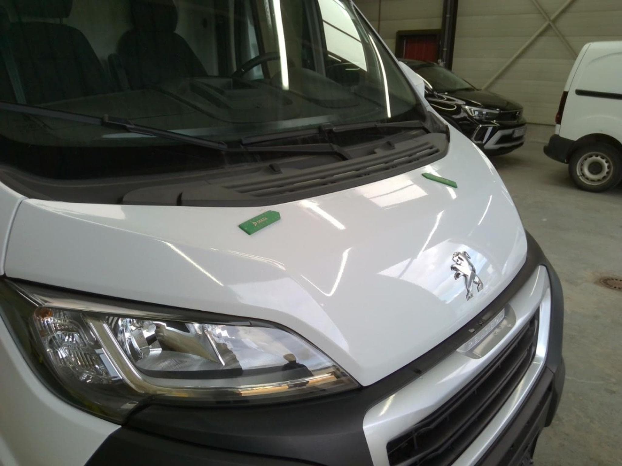 Peugeot Boxer L3H2 75 kWh (2025) - Foto 13