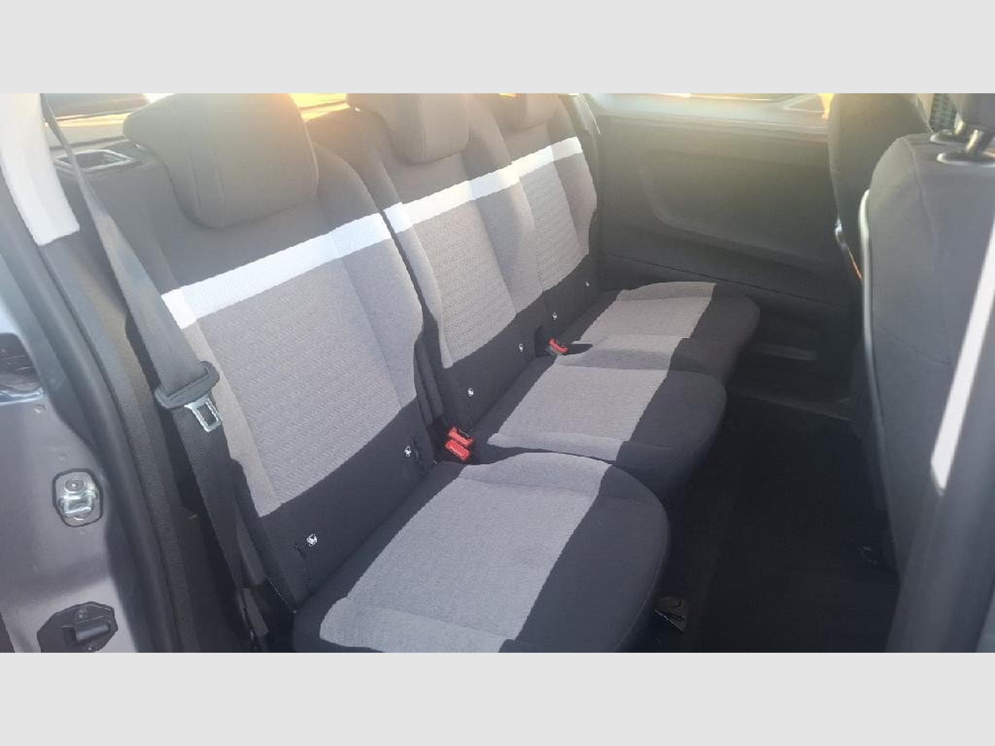 Citroen e-Berlingo Plus (2025) - Foto 8