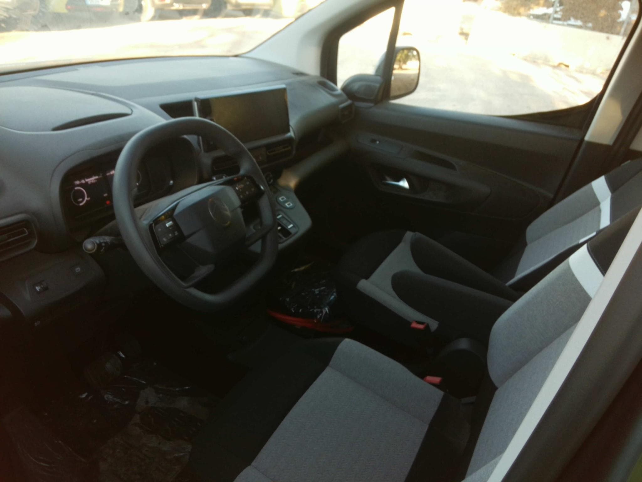 Citroen e-Berlingo Plus (2025) - Foto 5