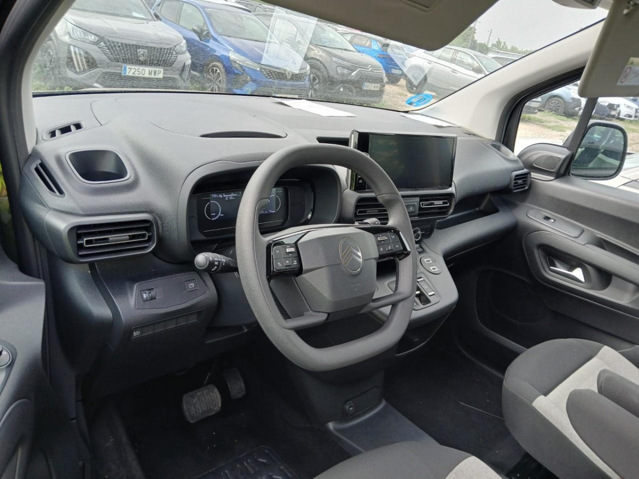 Citroen e-Berlingo Plus (2025) - Foto 4