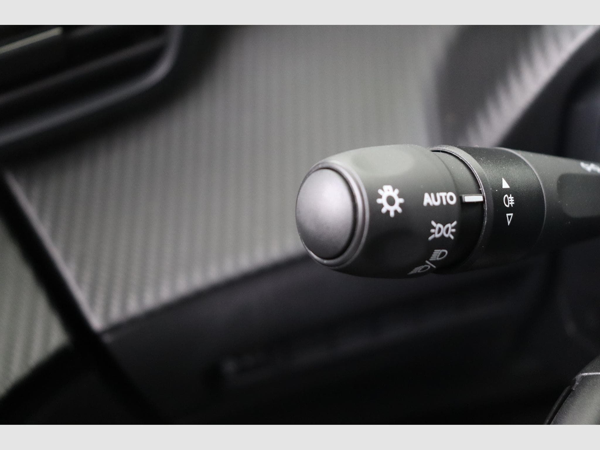 Peugeot 2008 Allure (2025) - Photo 18