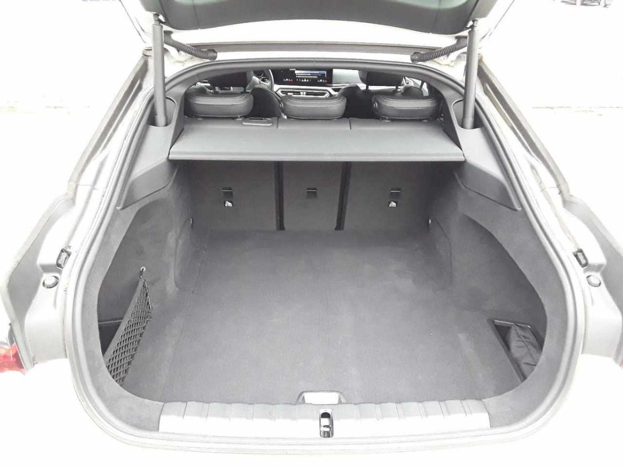 Bmw i4 eDrive40 (2023) - Photo 5