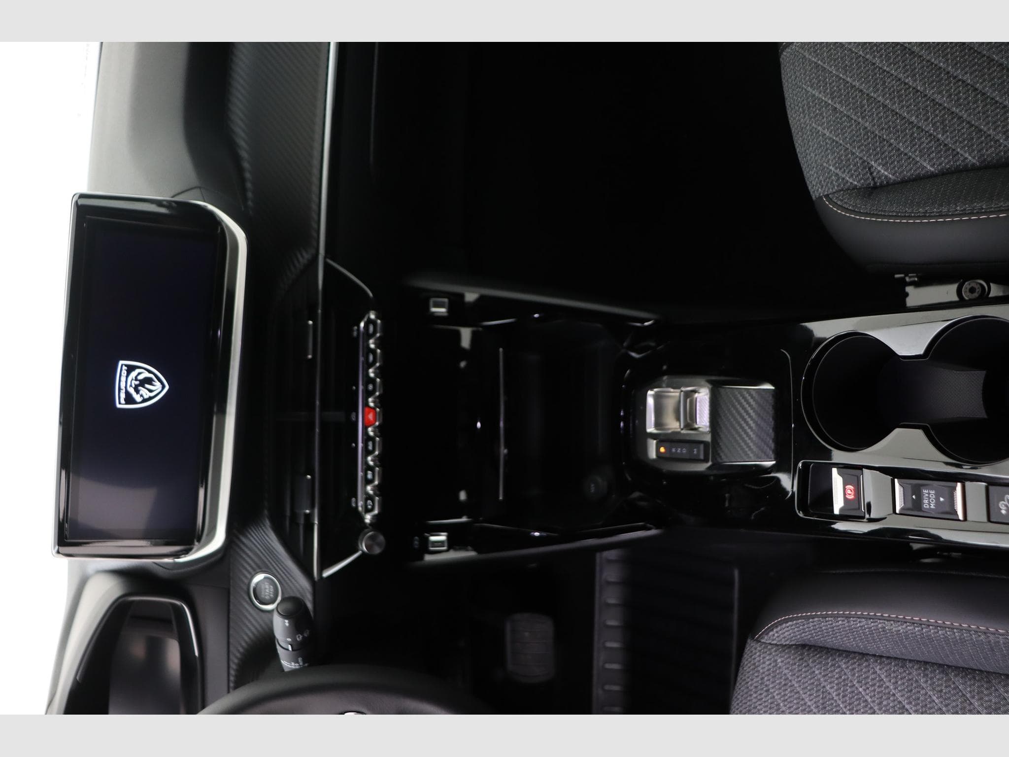 Peugeot 2008 Allure (2025) - Photo 12