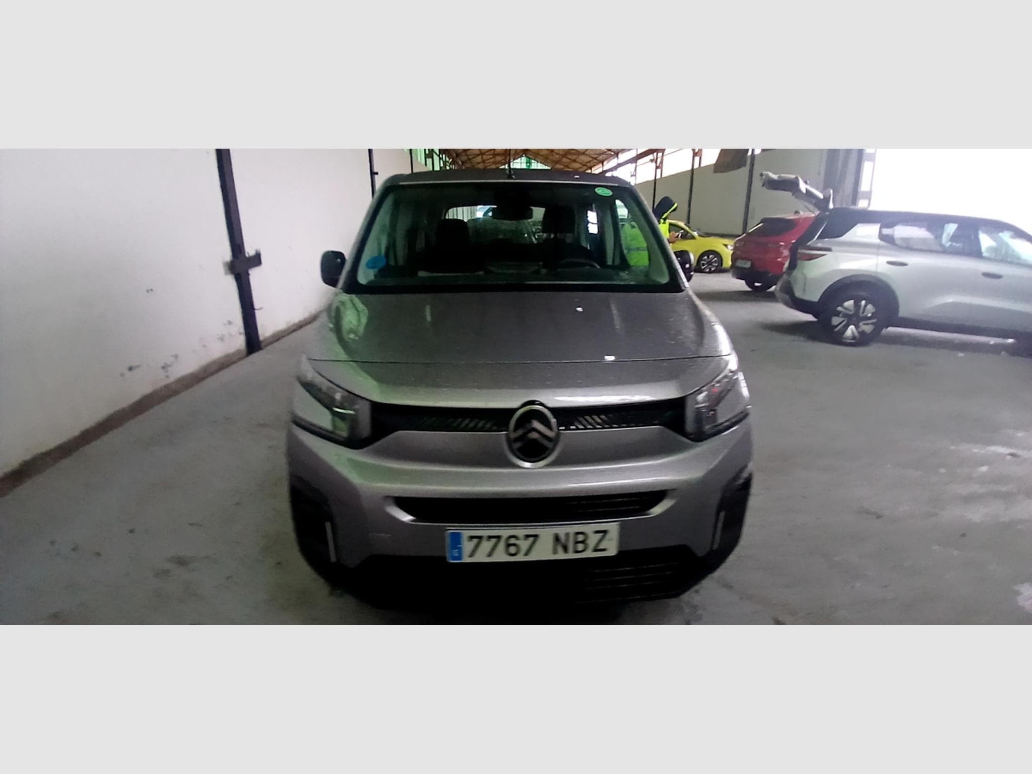 Citroen e-Berlingo Plus 52 kWh (2025) - Foto 2
