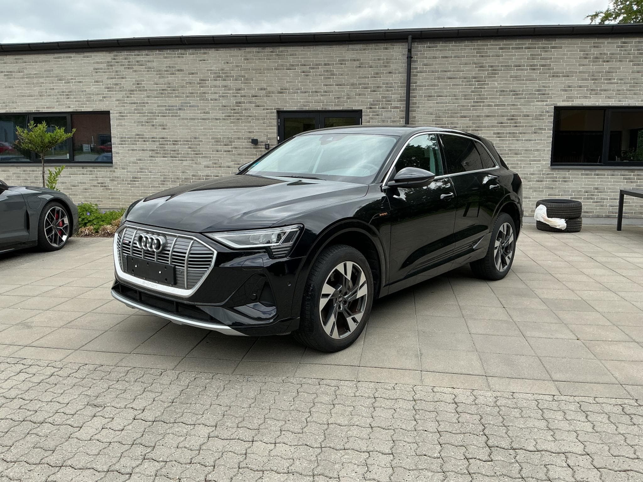 Audi e-tron S line (2022) - Photo 1