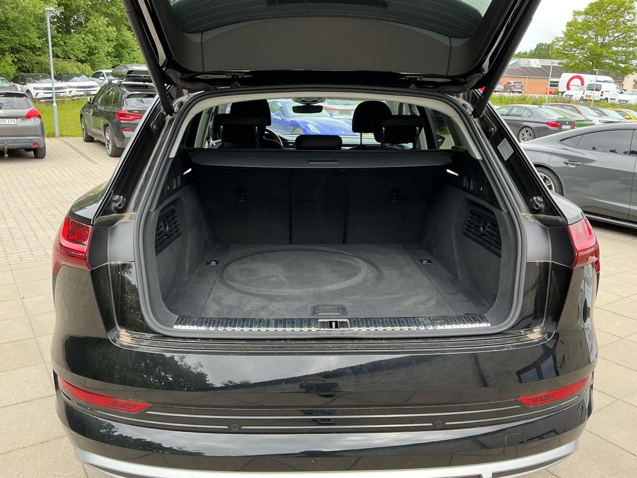 Audi e-tron S line (2022) - Photo 15