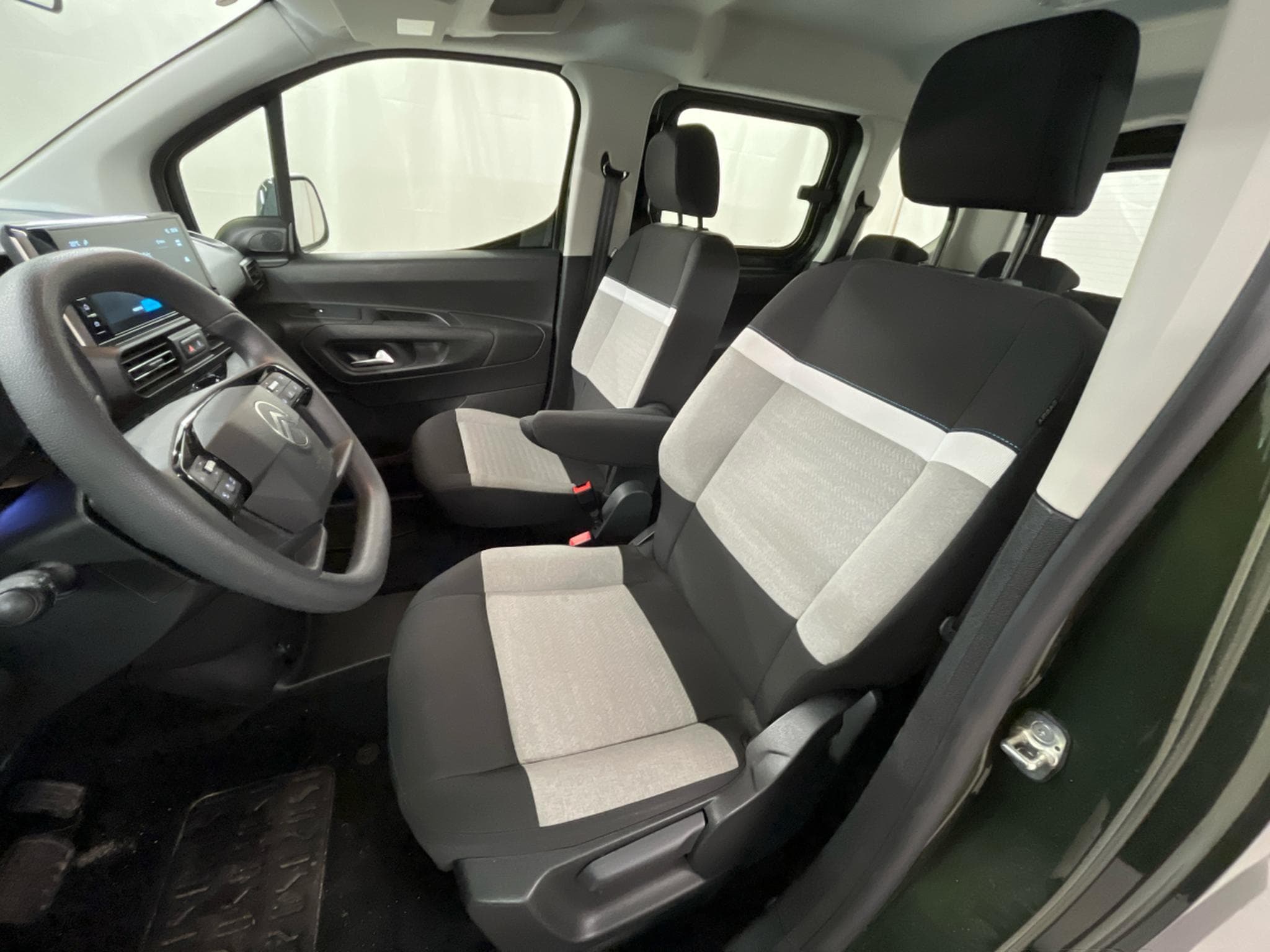 Citroen e-Berlingo Plus (2025) - Foto 6