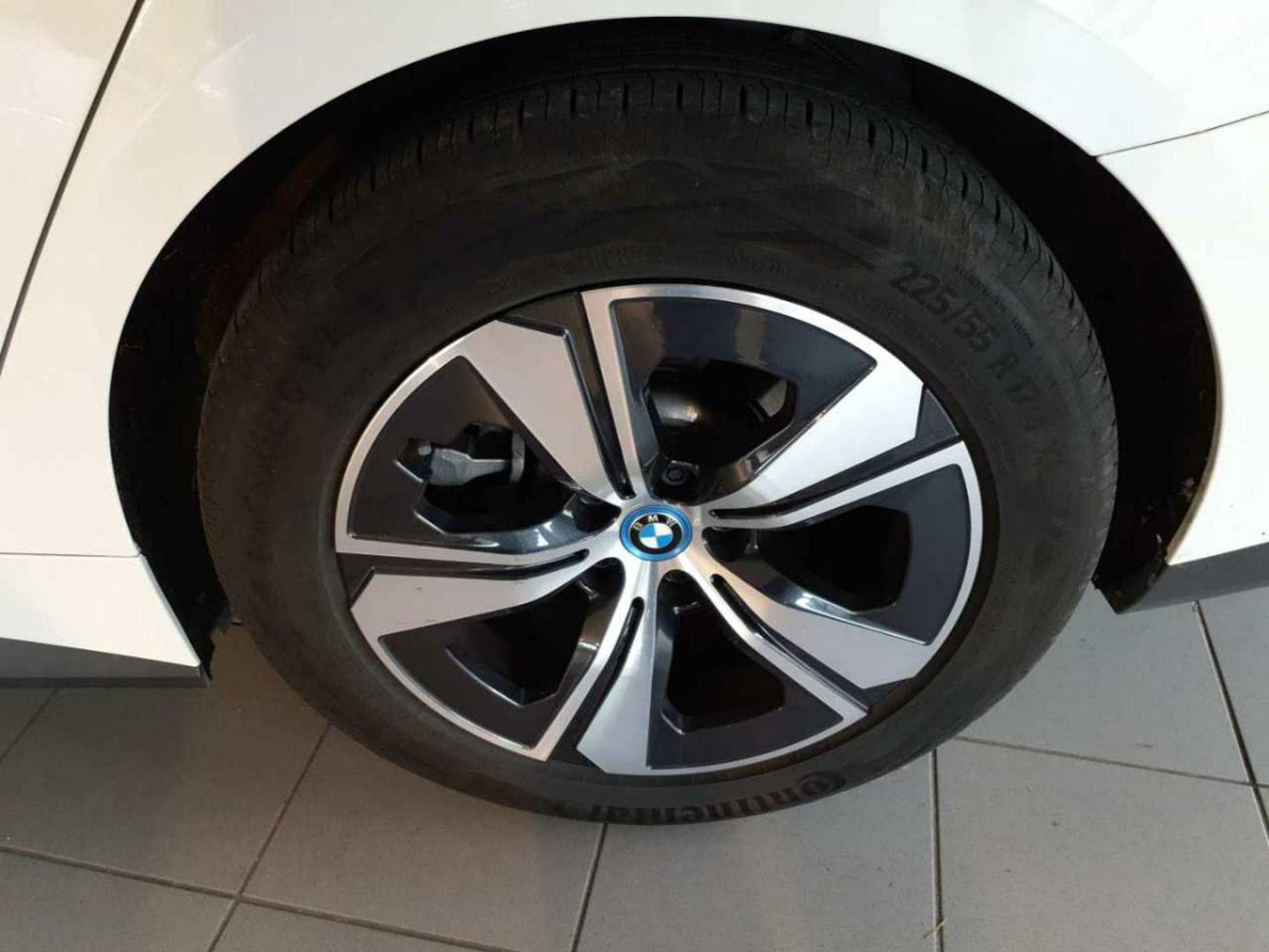 Bmw i4 eDrive40 (2023) - Photo 13
