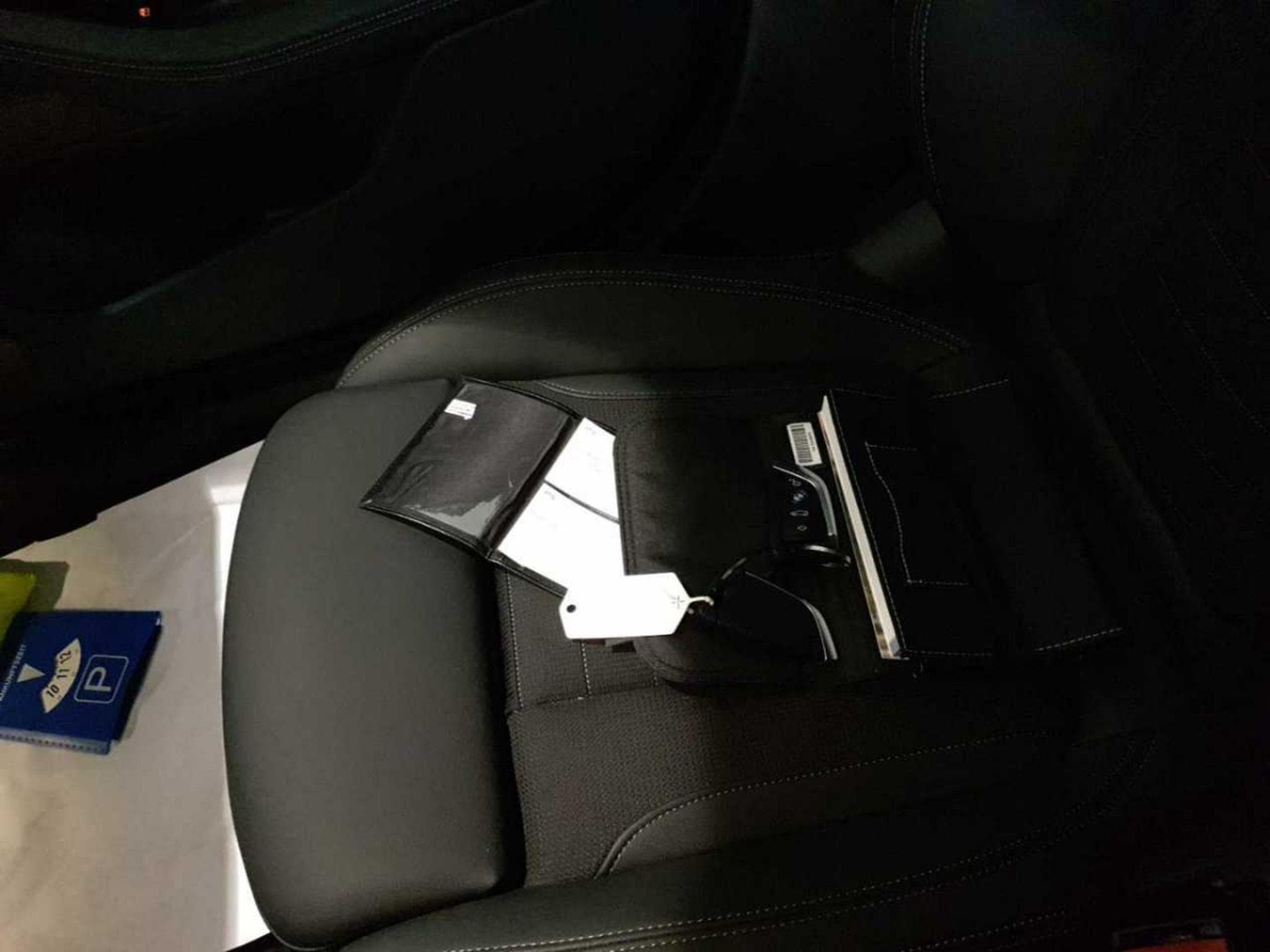 Bmw i4 eDrive40 (2023) - Photo 15