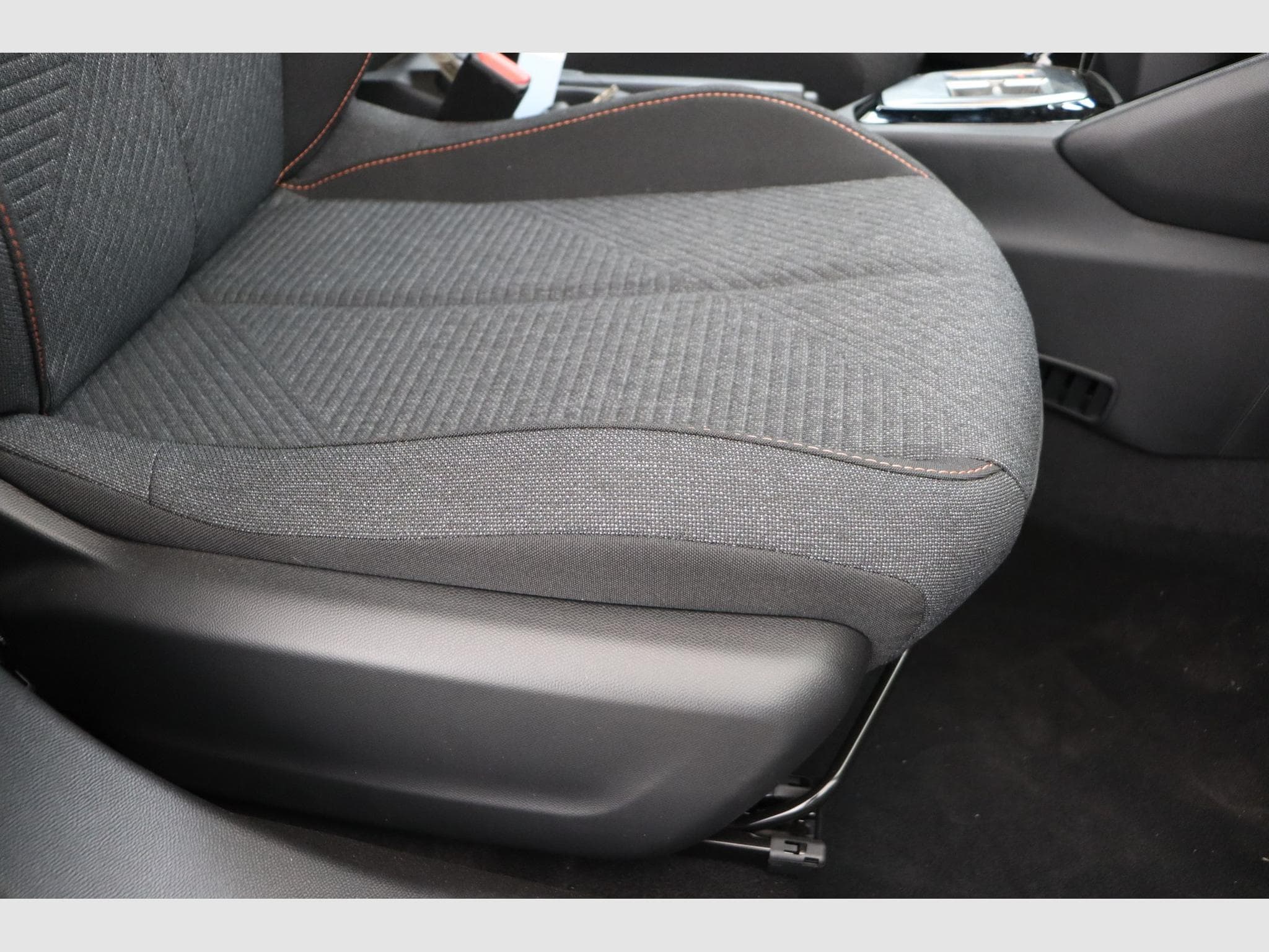 Peugeot 2008 Style (2025) - Photo 15