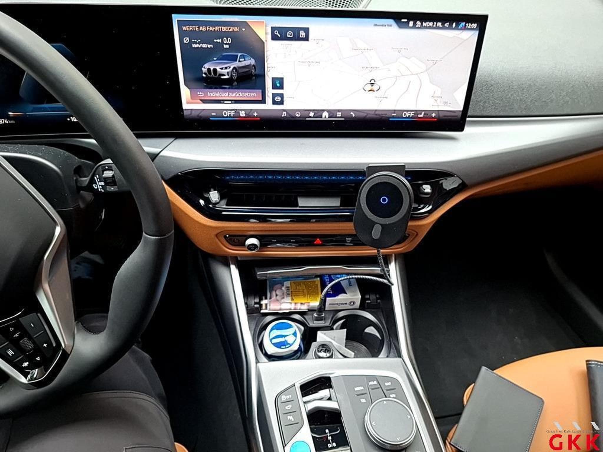 Bmw i4 eDrive40 (2025) - Photo 4