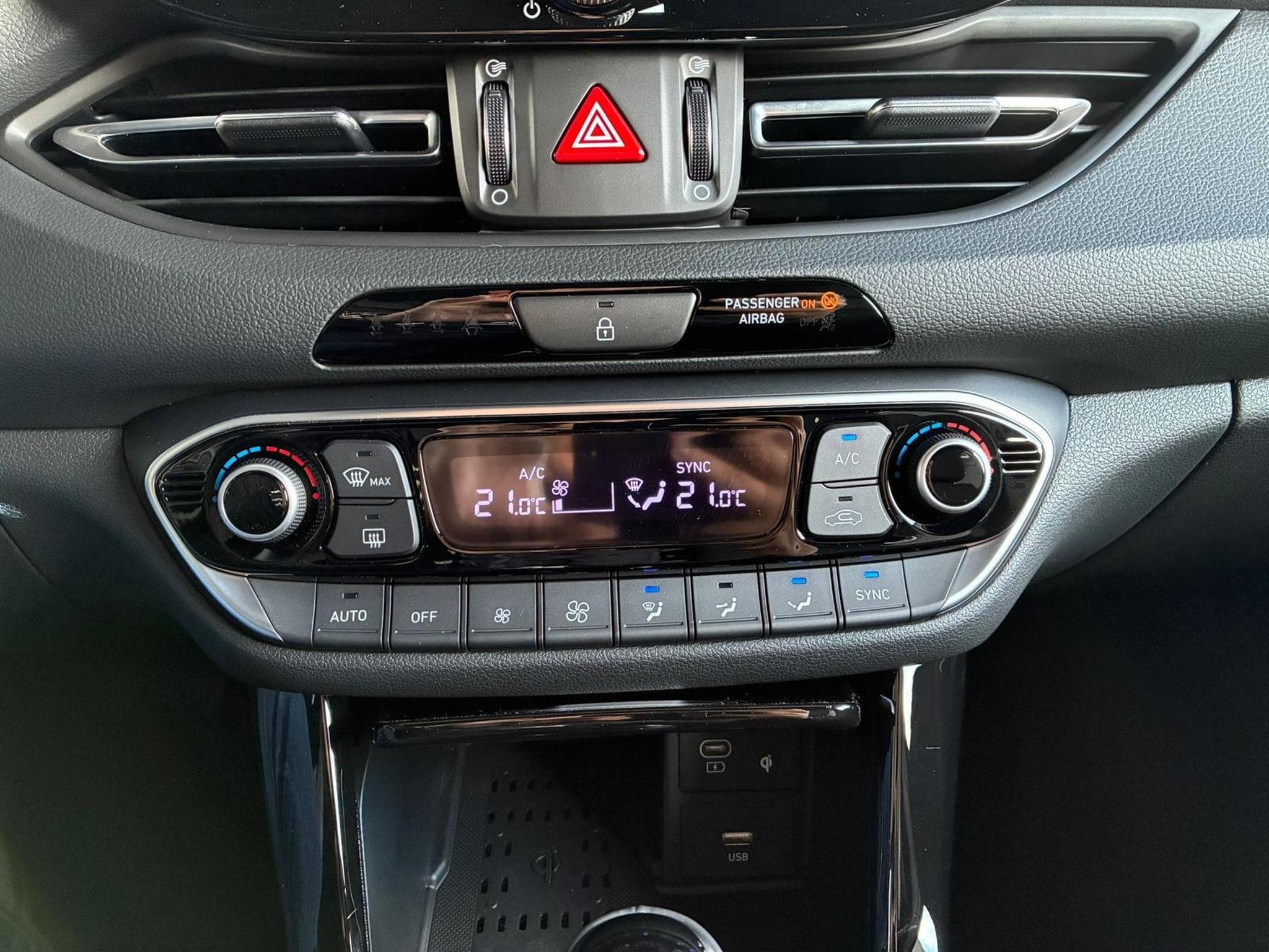 Hyundai i30 Comfort Plus (2025) - Photo 16