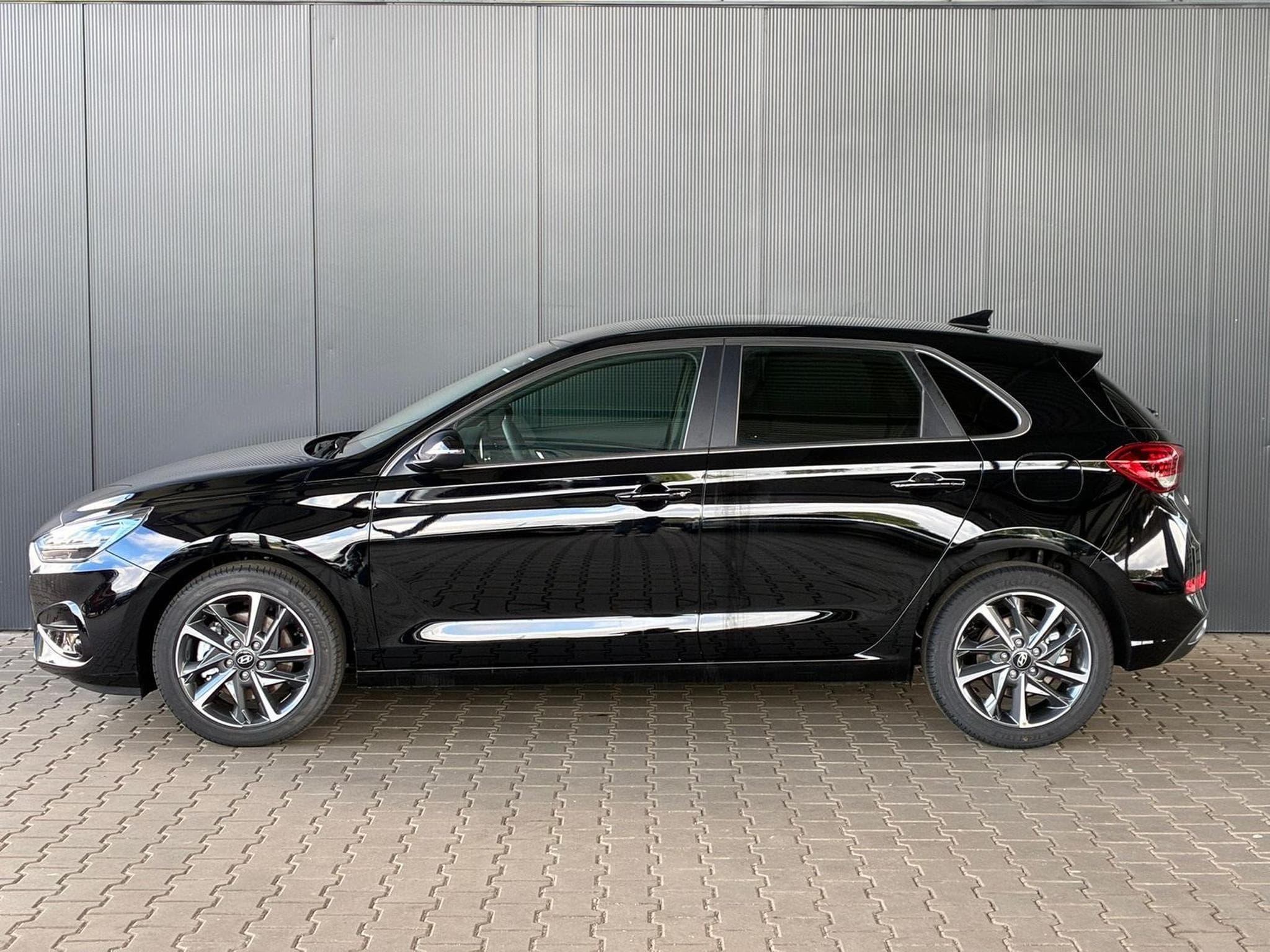 Hyundai i30 Comfort Plus (2025) - Photo 2