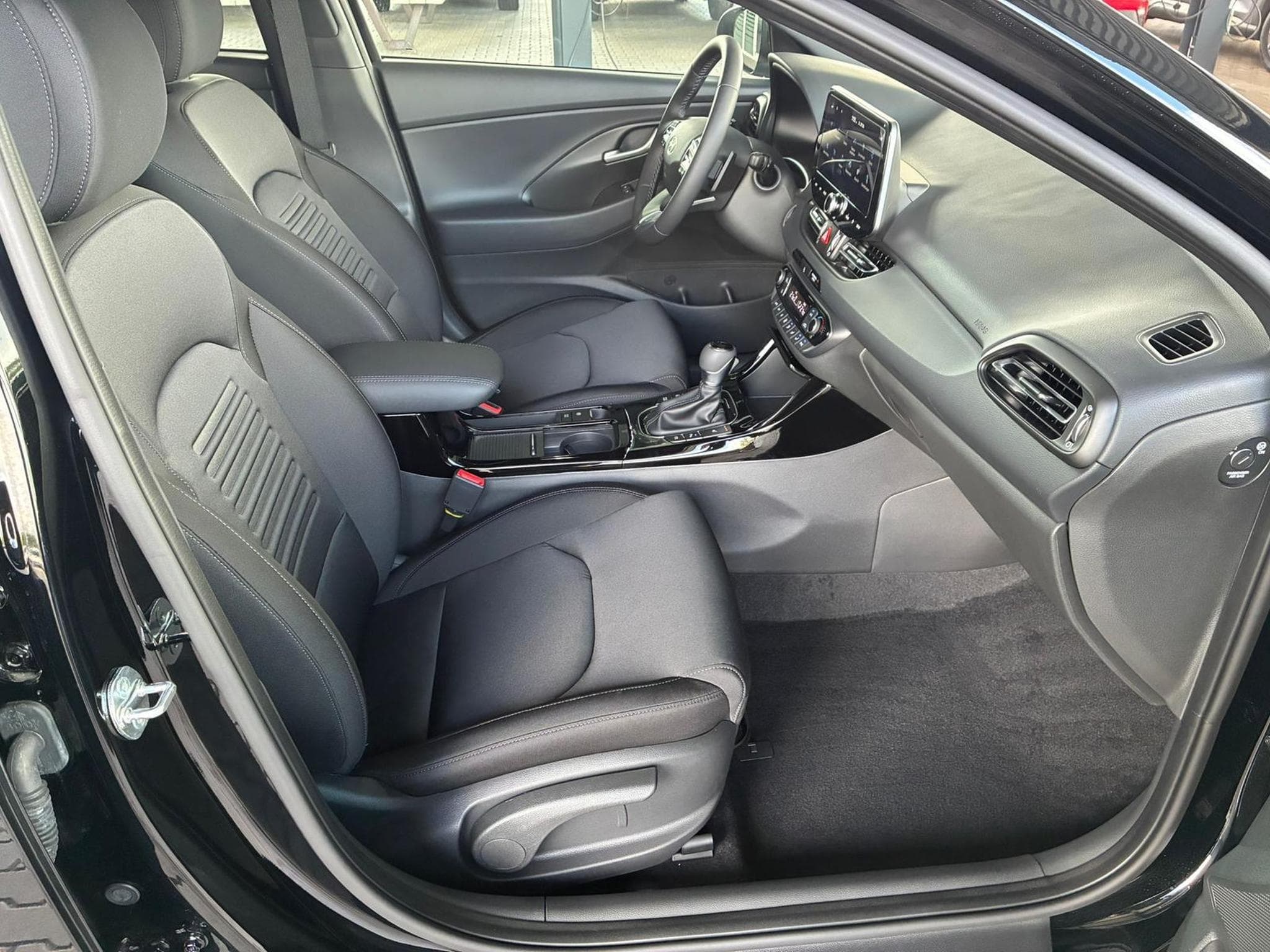 Hyundai i30 Comfort Plus (2025) - Photo 6