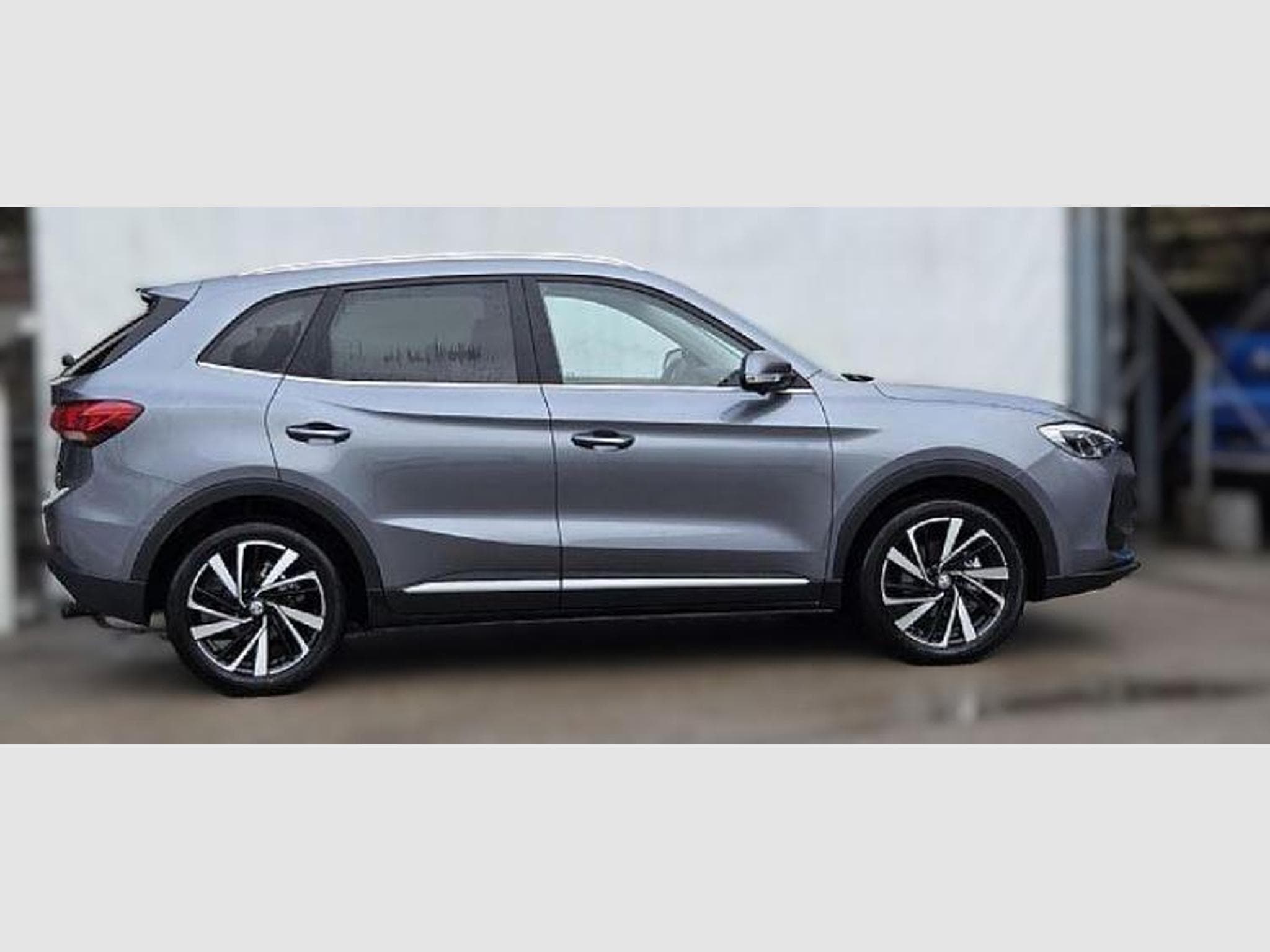 Mg ZS Luxury (2026) - Photo 1