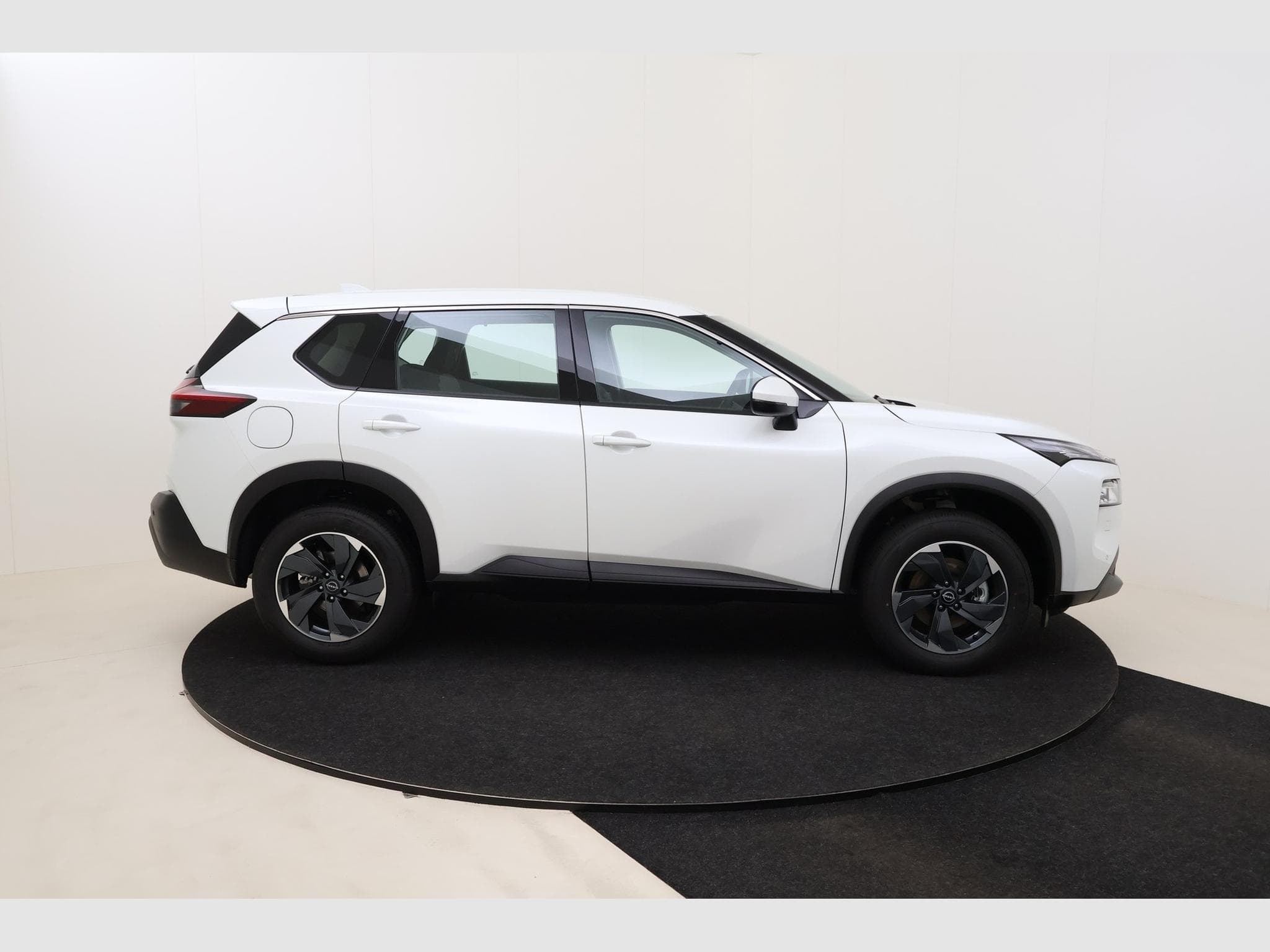 Nissan X-Trail Acenta + Comfort Pack 7pl (2026) - Photo 4