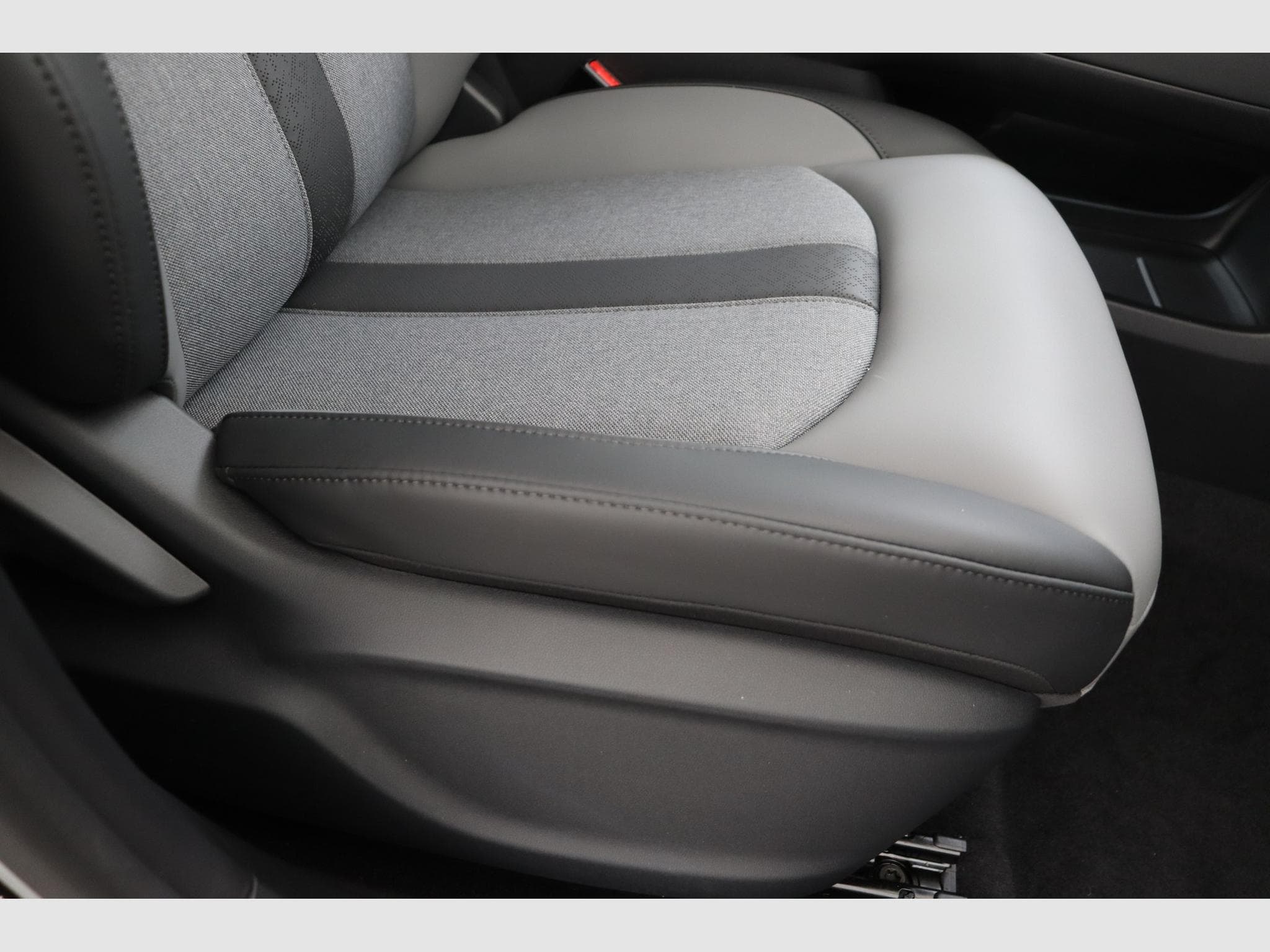Mg MGS5 EV Luxury (2026) - Foto 15