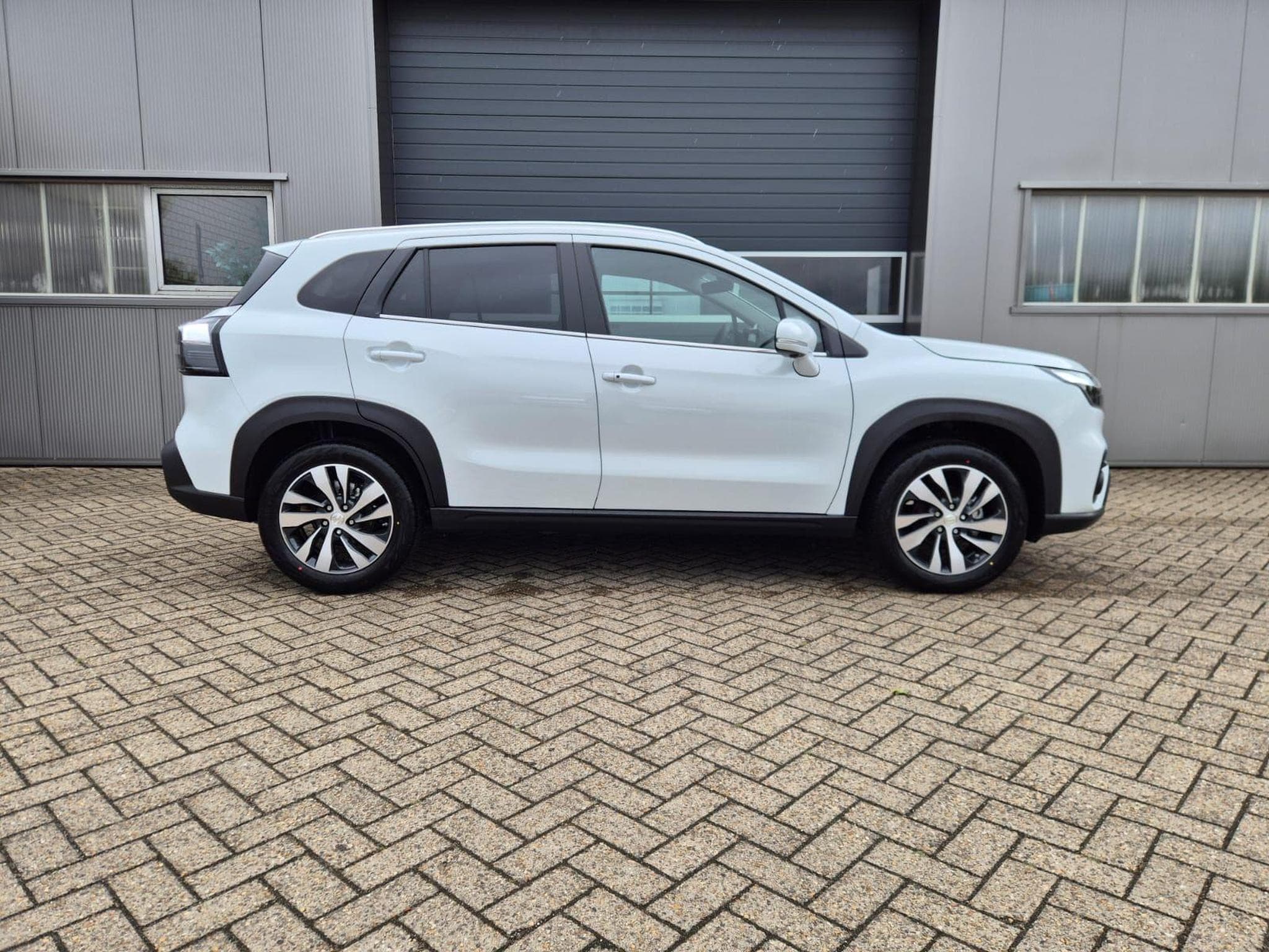 Suzuki S-Cross Comfort+ (2026) - Photo 6