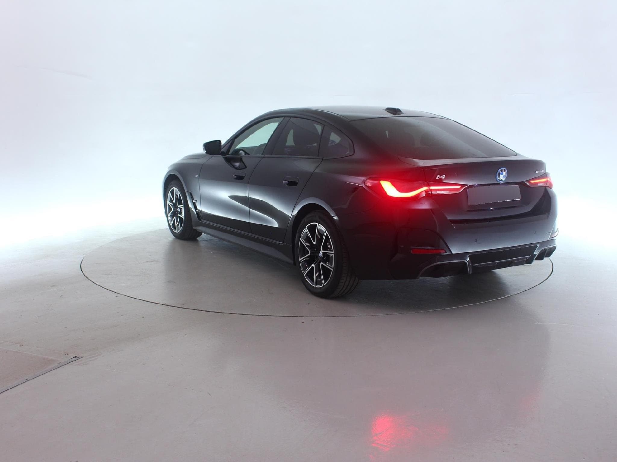 Bmw i4 i4 Gran Coupe - 40 e eDrive M Sport (2025) - Photo 3