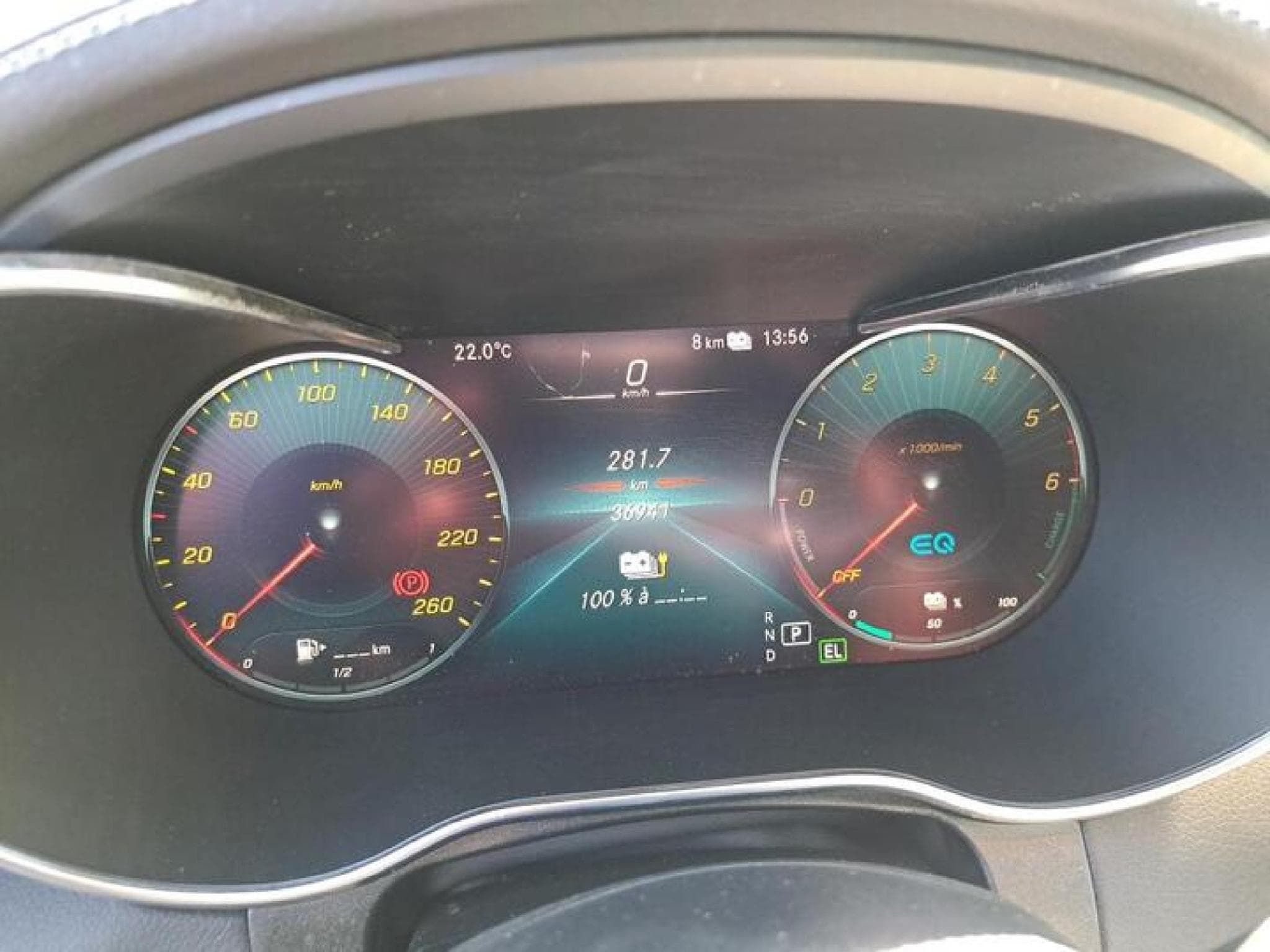 Mercedes GLC 300 AMG-Line (2022) - Photo 7
