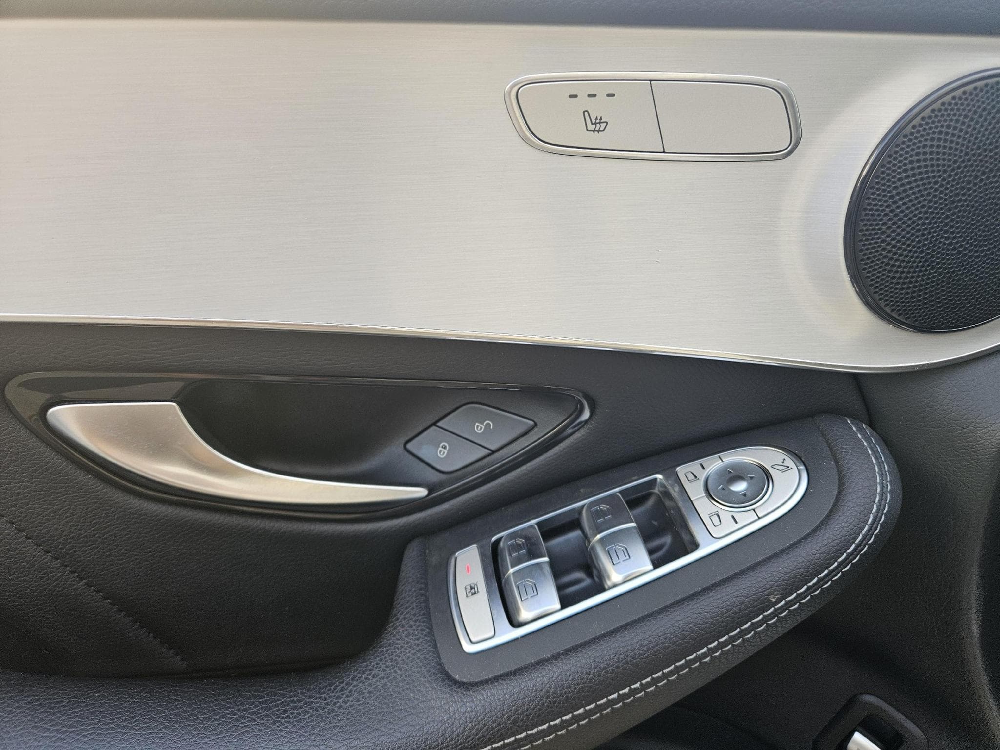 Mercedes GLC AMG Line (2020) - Foto 8